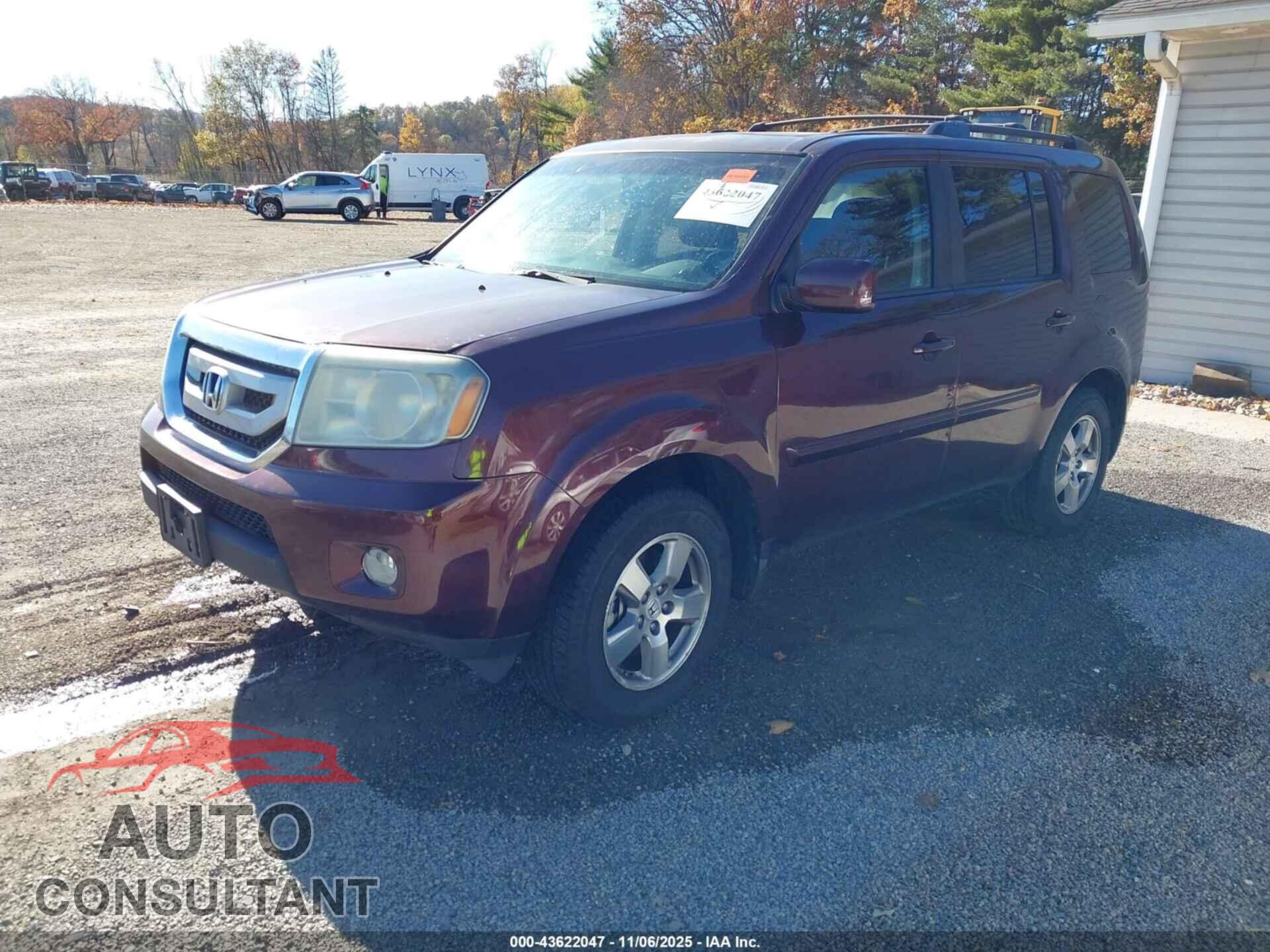 HONDA PILOT 2011 - 5FNYF4H65BB024896