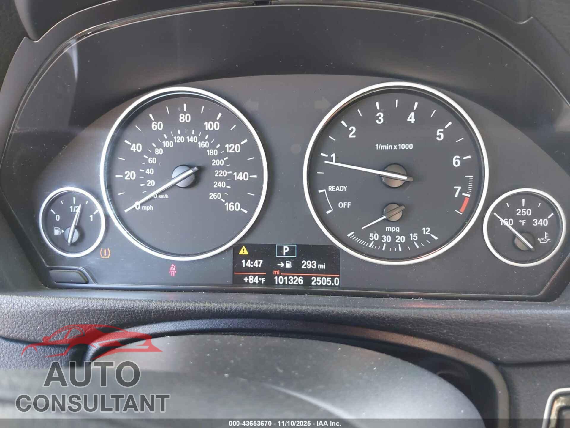 BMW 320I 2016 - WBA8E1G58GNU10793