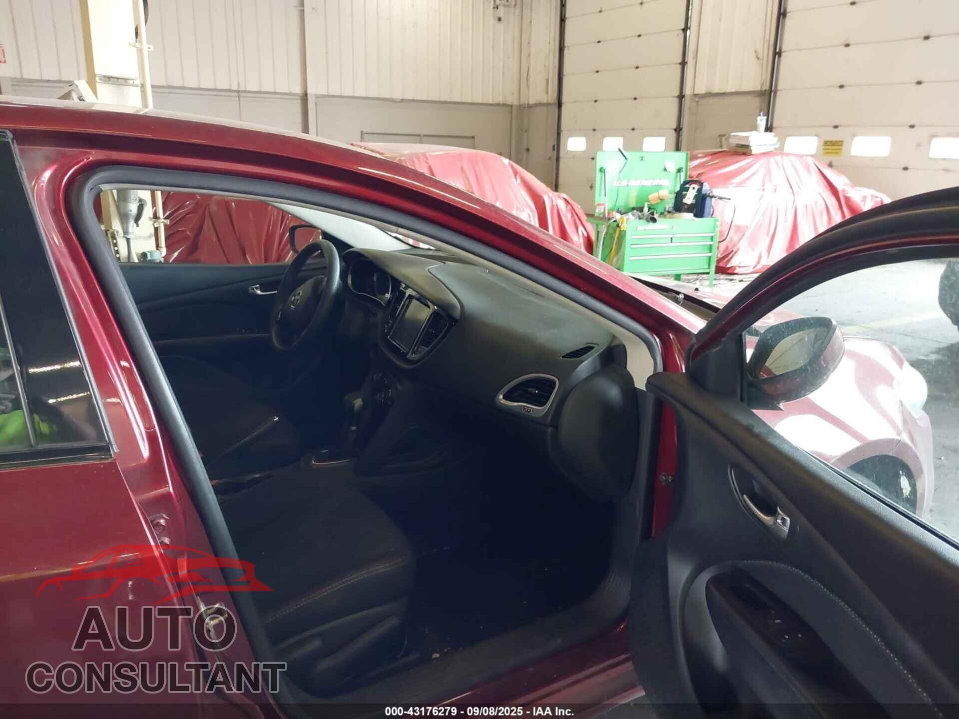 DODGE DART 2015 - 1C3CDFBB4FD242895