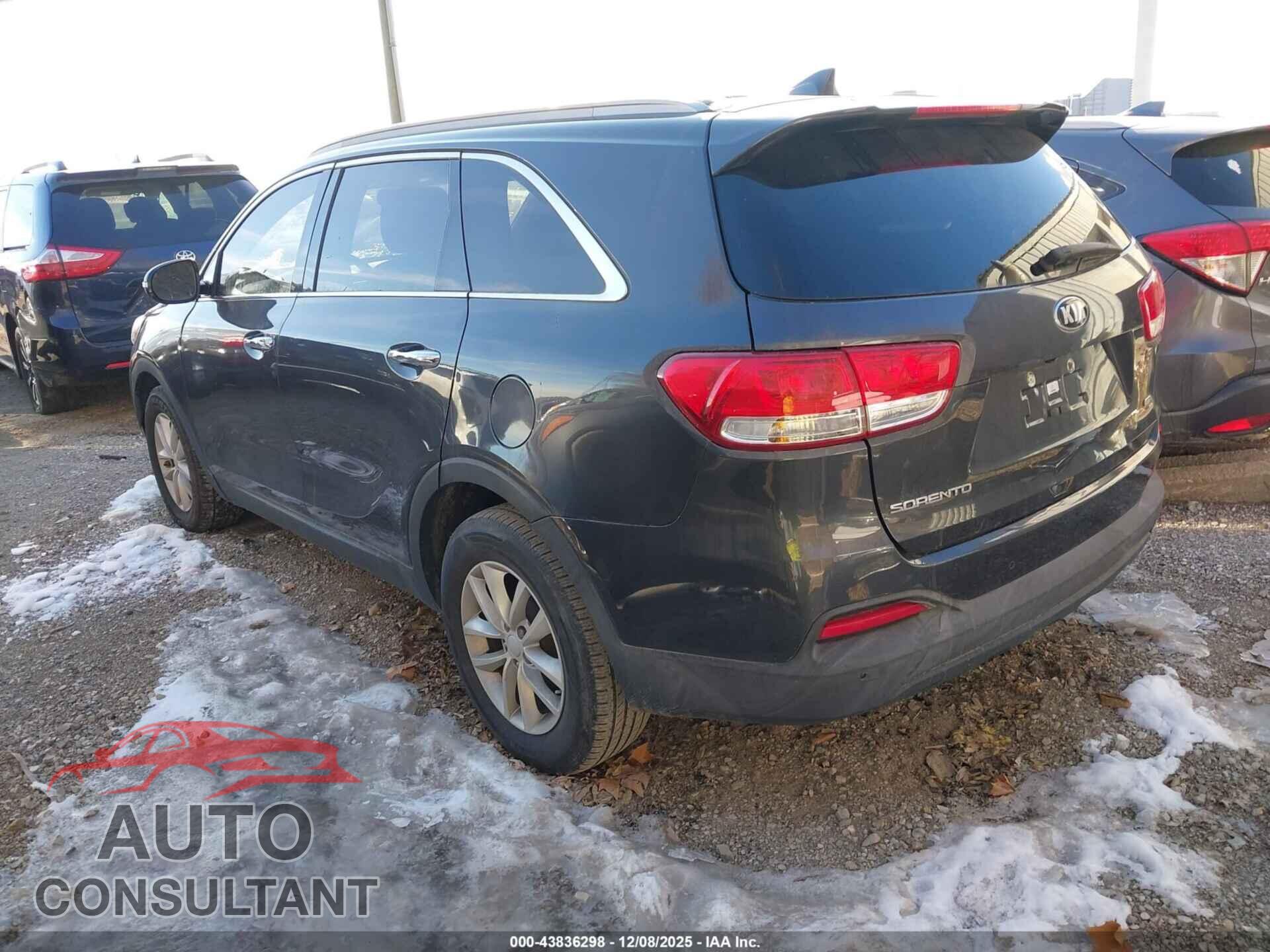 KIA SORENTO 2017 - 5XYPG4A38HG324278