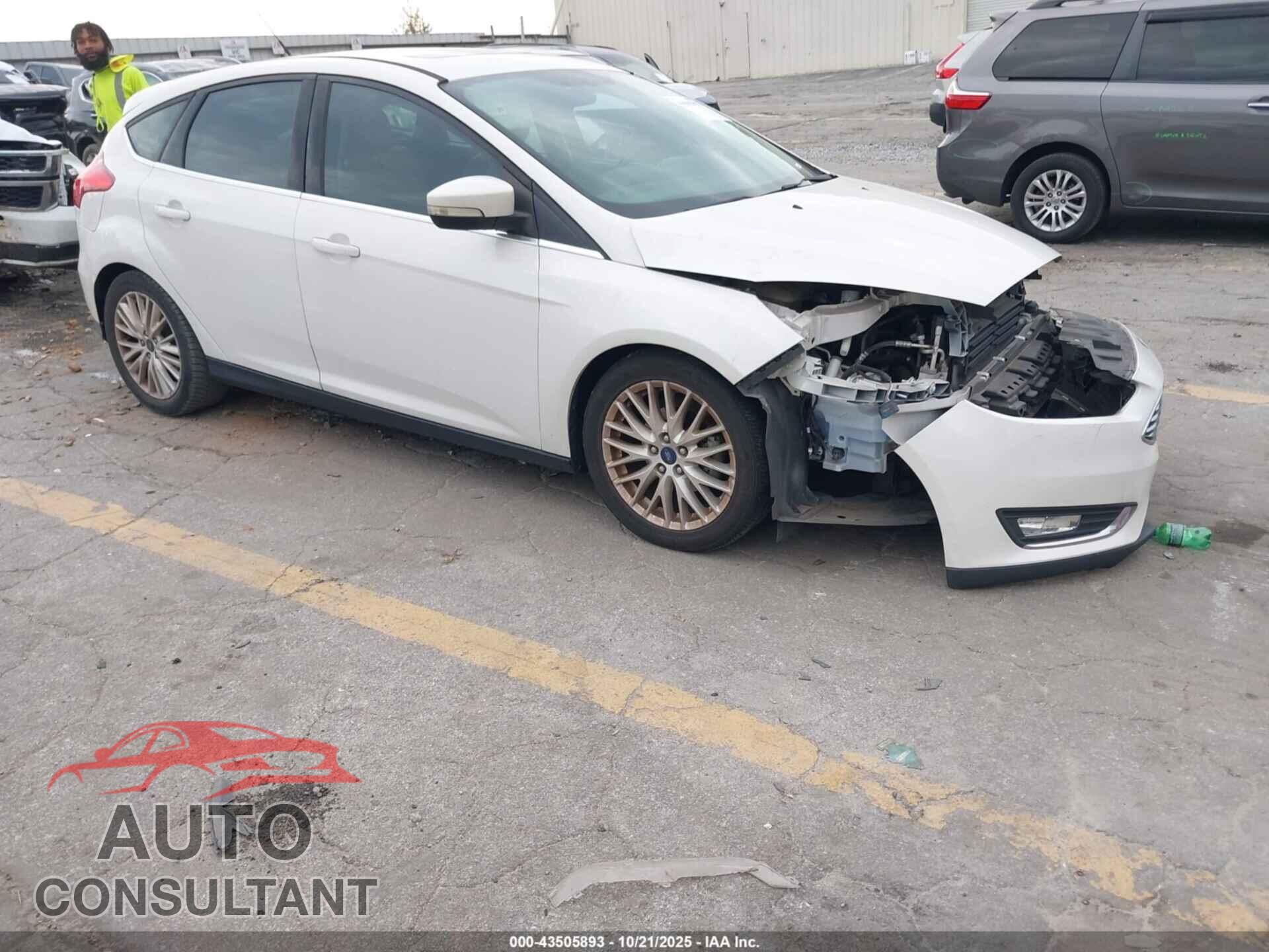 FORD FOCUS 2016 - 1FADP3N26GL222971
