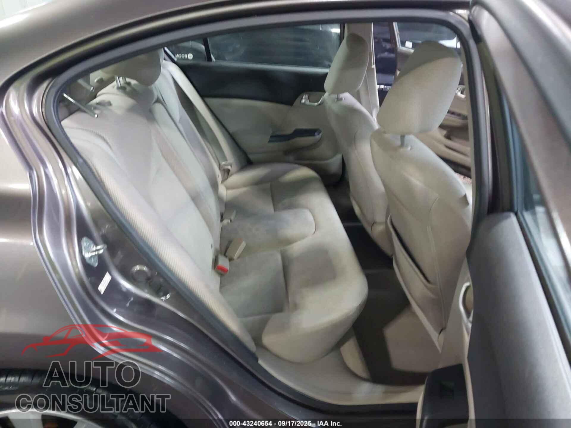 HONDA CIVIC 2012 - 2HGFB2F89CH588012