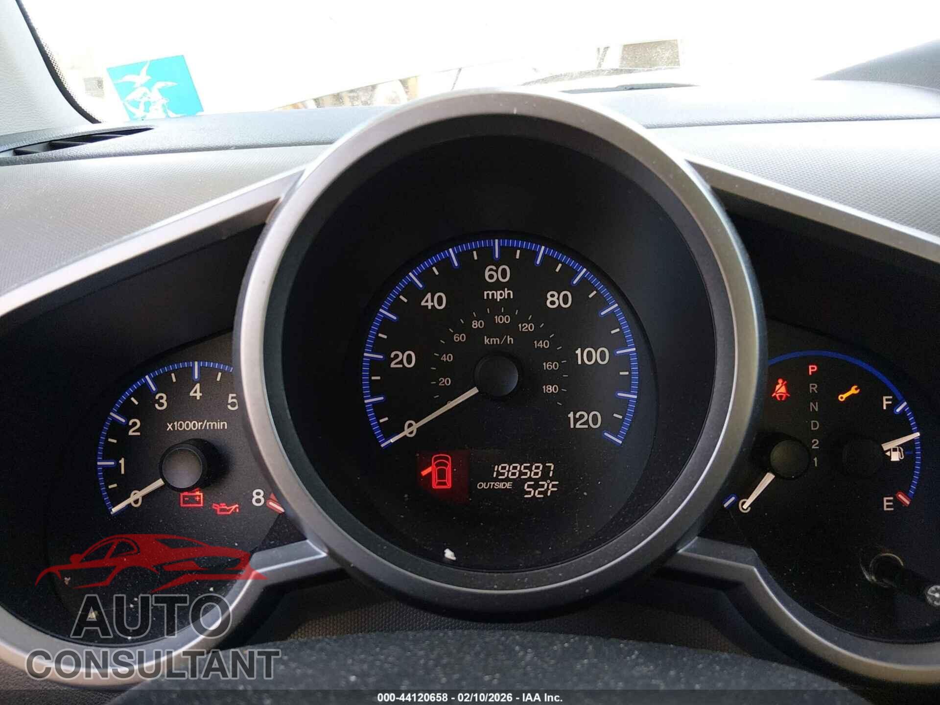 HONDA ELEMENT 2011 - 5J6YH2H74BL003861