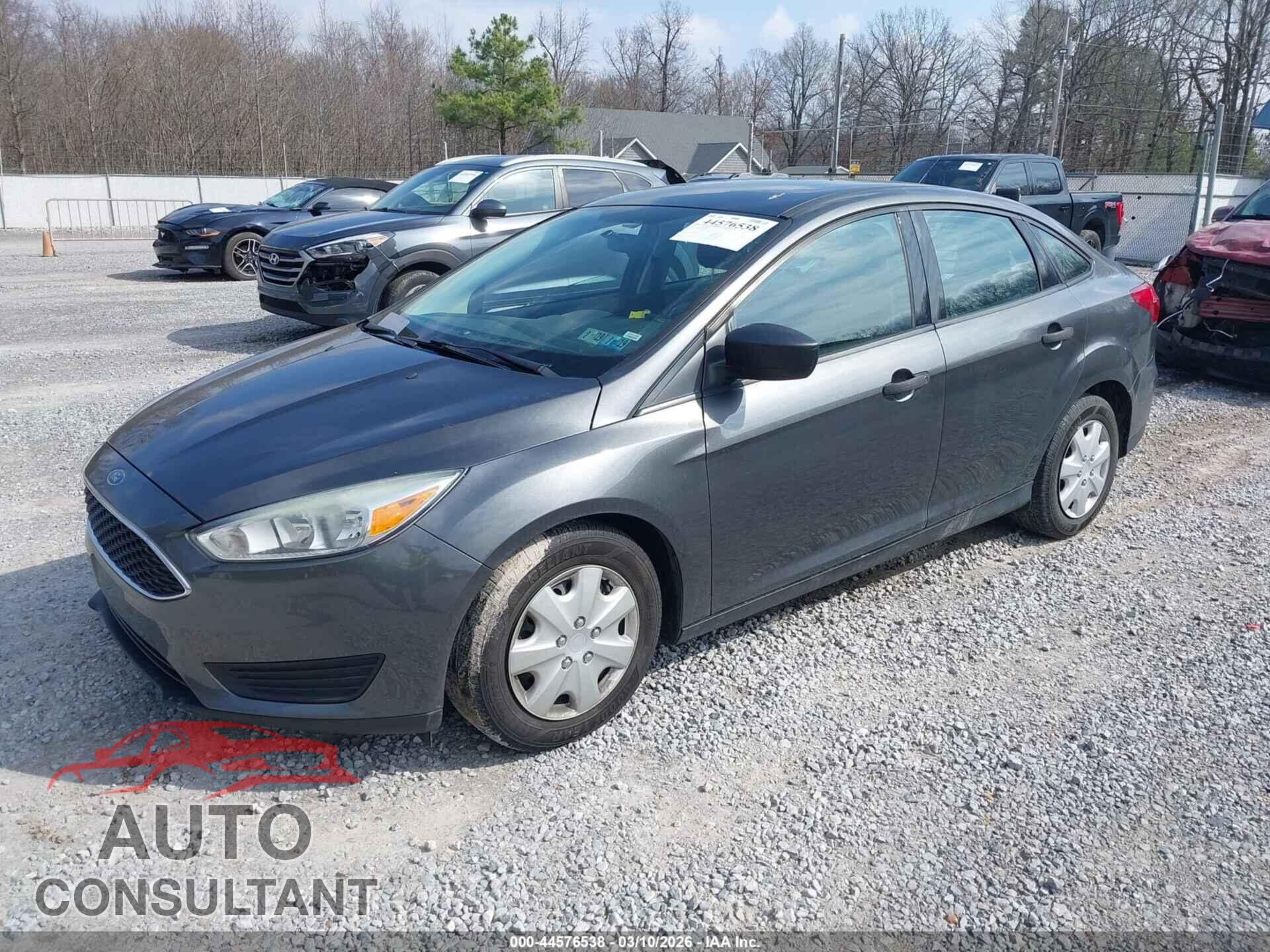 FORD FOCUS 2017 - 1FADP3E28HL281344