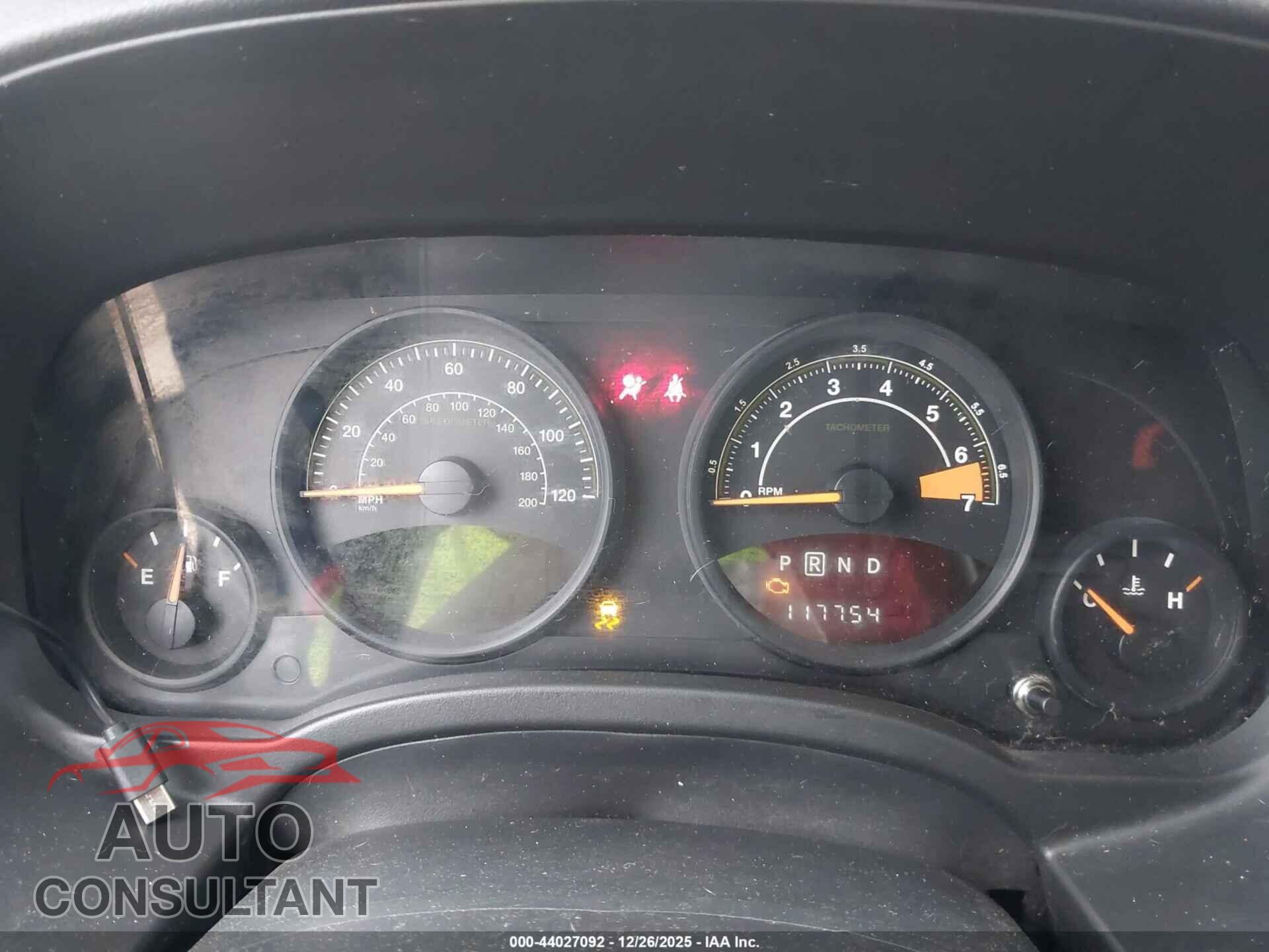 JEEP COMPASS 2015 - 1C4NJCBA5FD185996