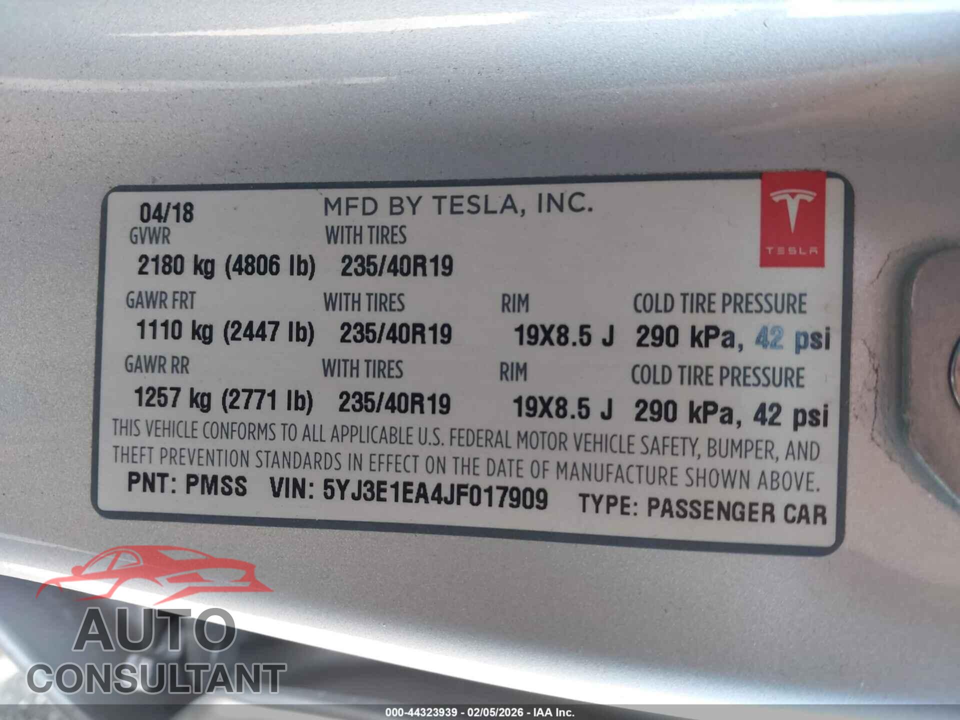 TESLA MODEL 3 2018 - 5YJ3E1EA4JF017909