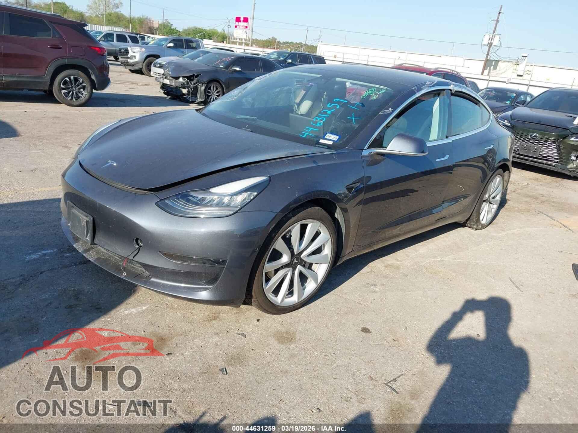 TESLA MODEL 3 2020 - 5YJ3E1EA7LF807921
