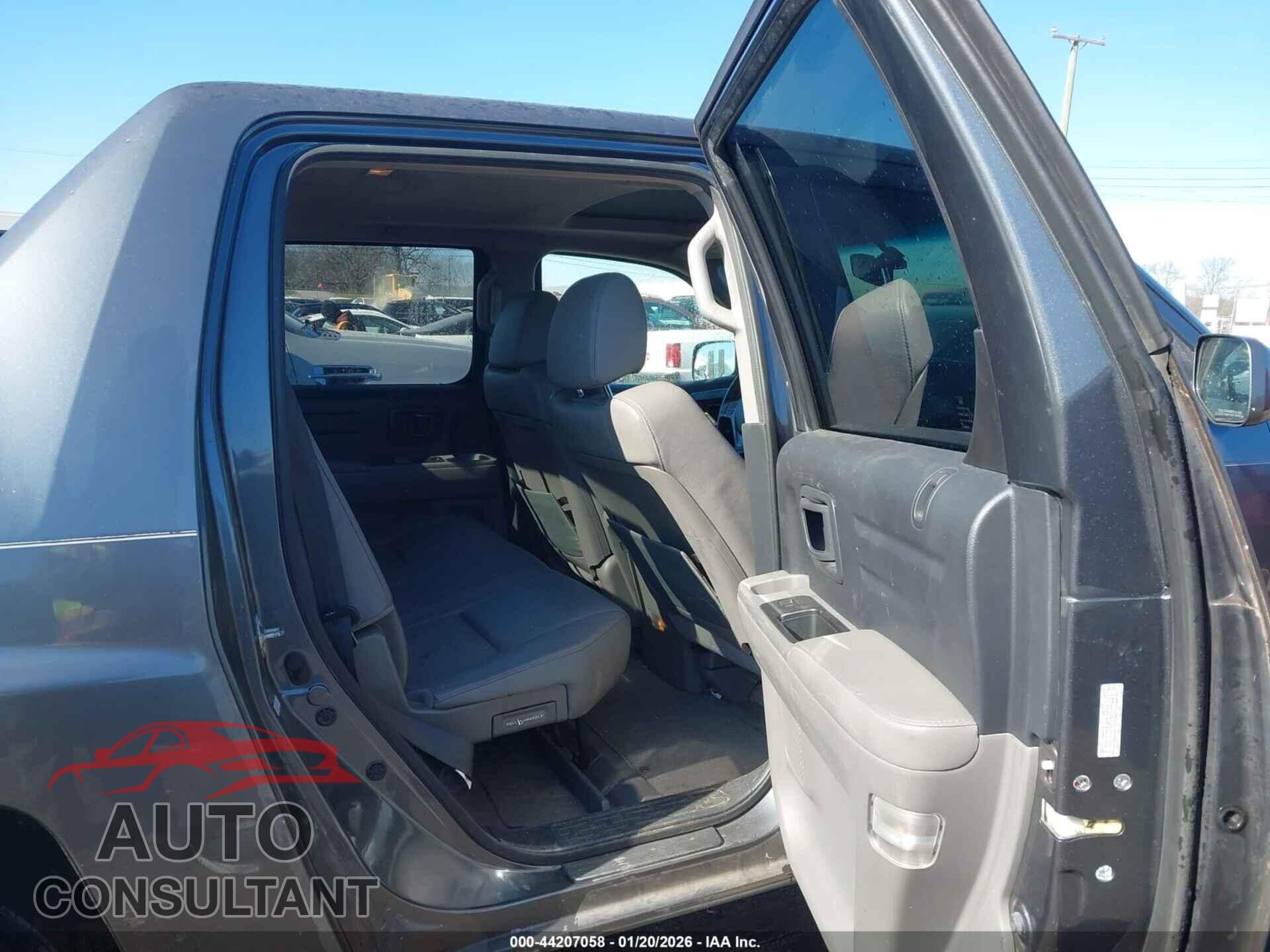HONDA RIDGELINE 2010 - 5FPYK1F55AB011902