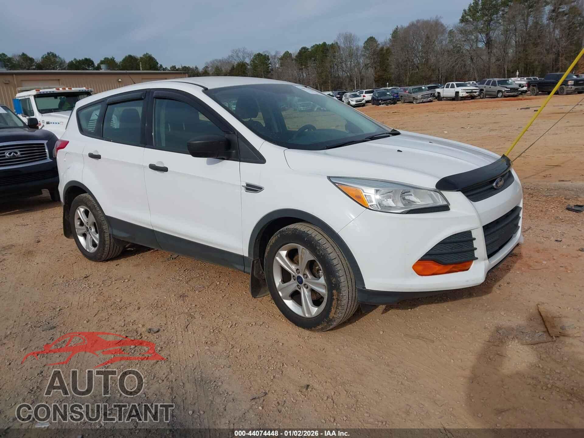 FORD ESCAPE 2016 - 1FMCU0F73GUB30357