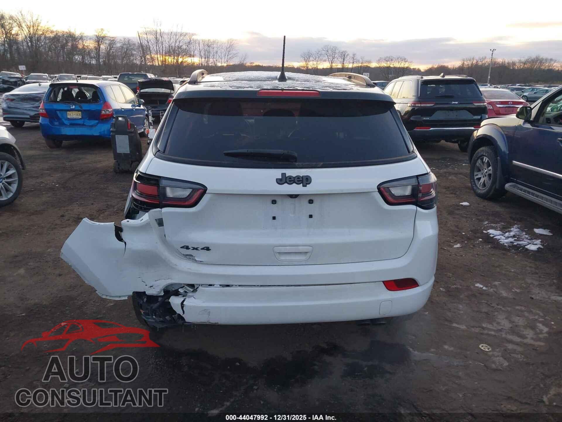 JEEP COMPASS 2022 - 3C4NJDCB4NT190273