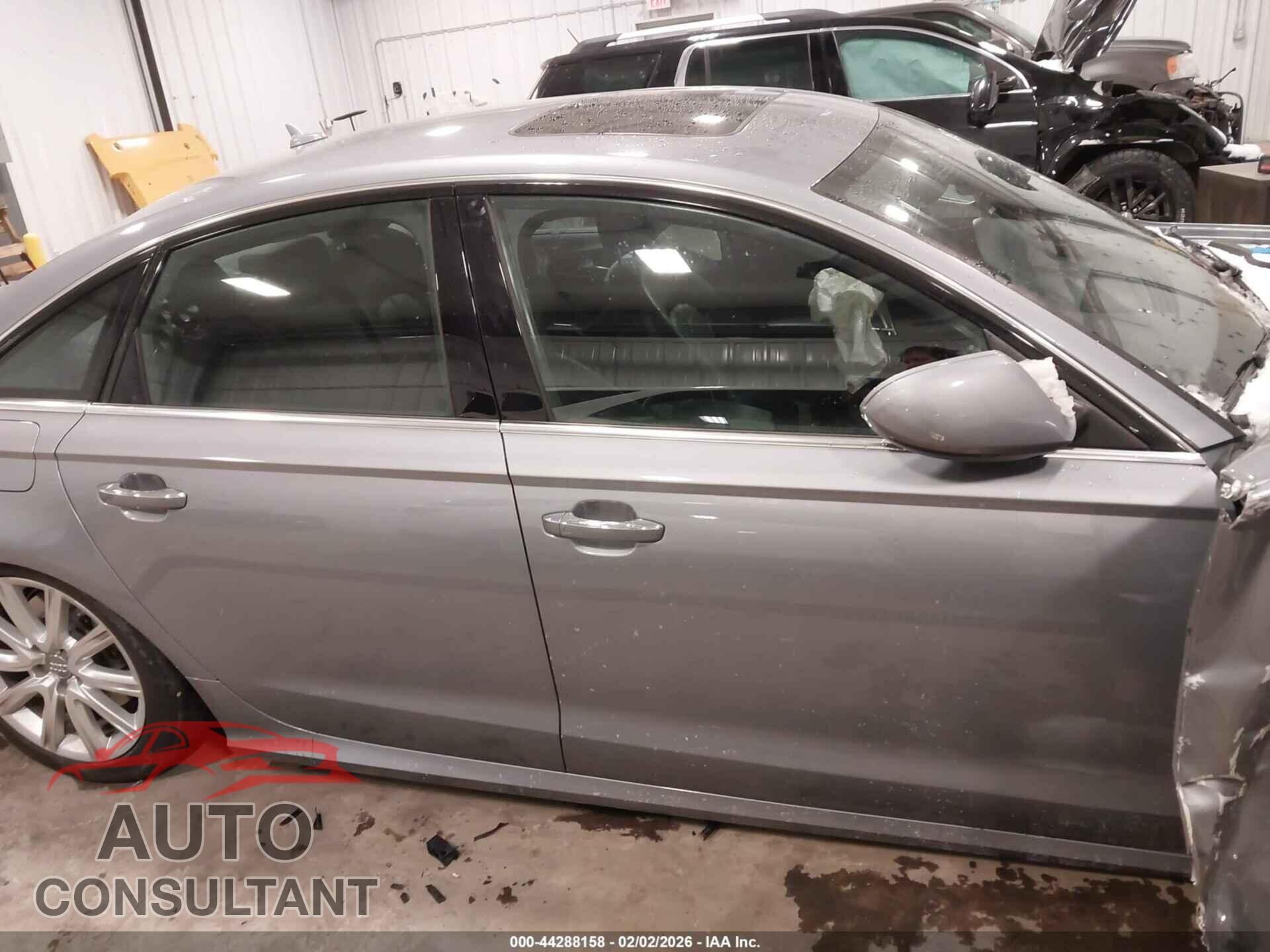 AUDI A6 2016 - WAUHMAFC2GN023854