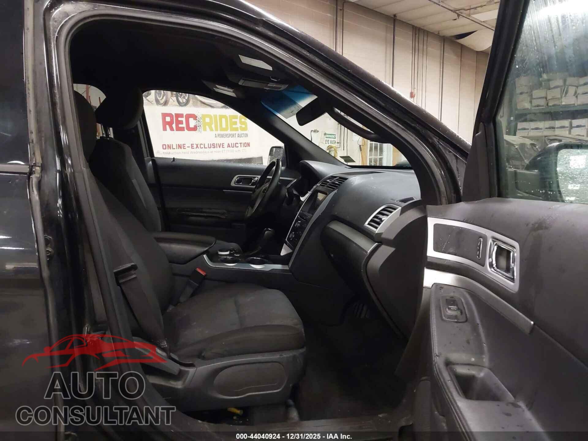 FORD EXPLORER 2011 - 1FMHK8D88BGA19476