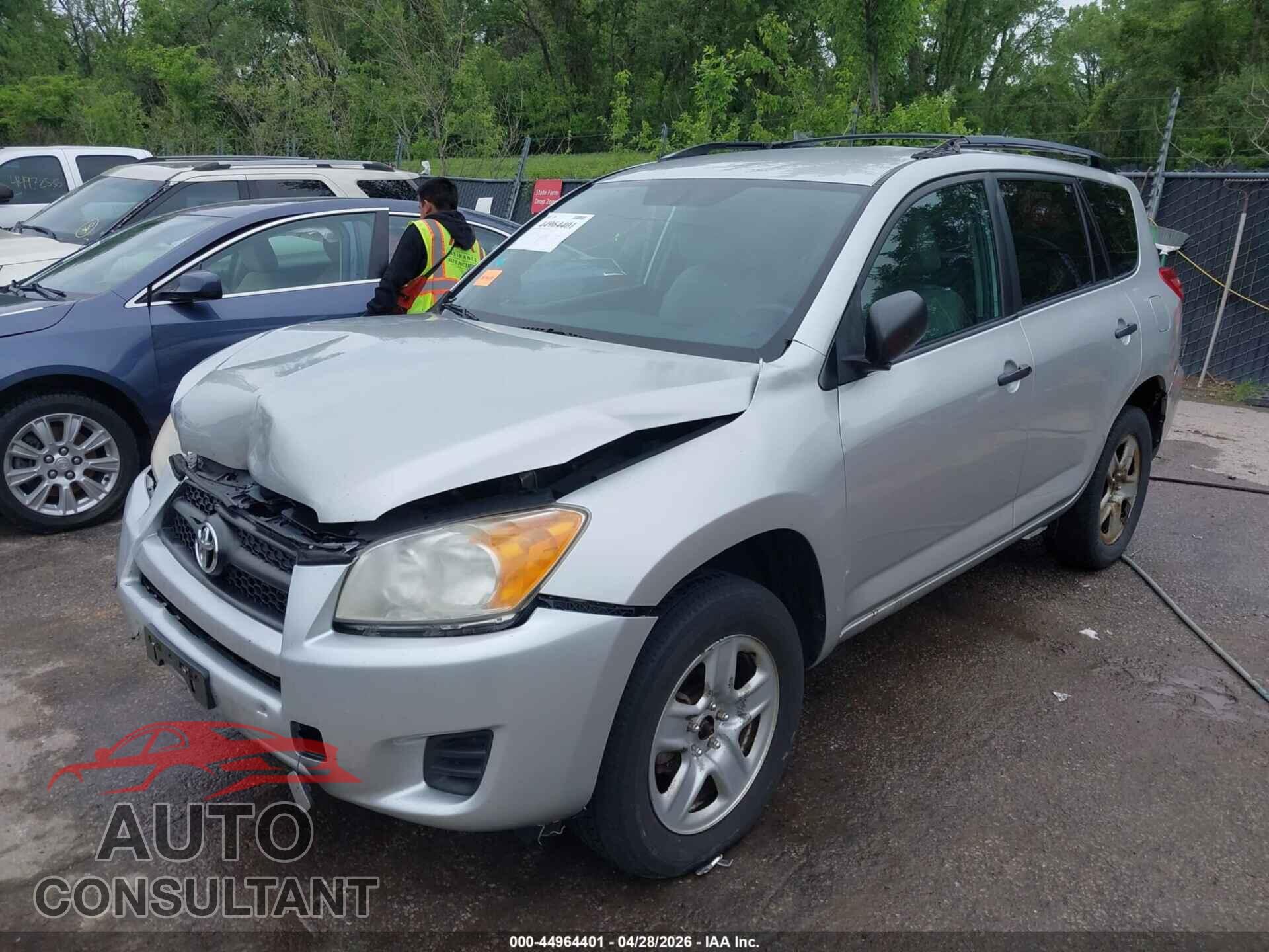 TOYOTA RAV4 2012 - 2T3ZF4DV1CW138455