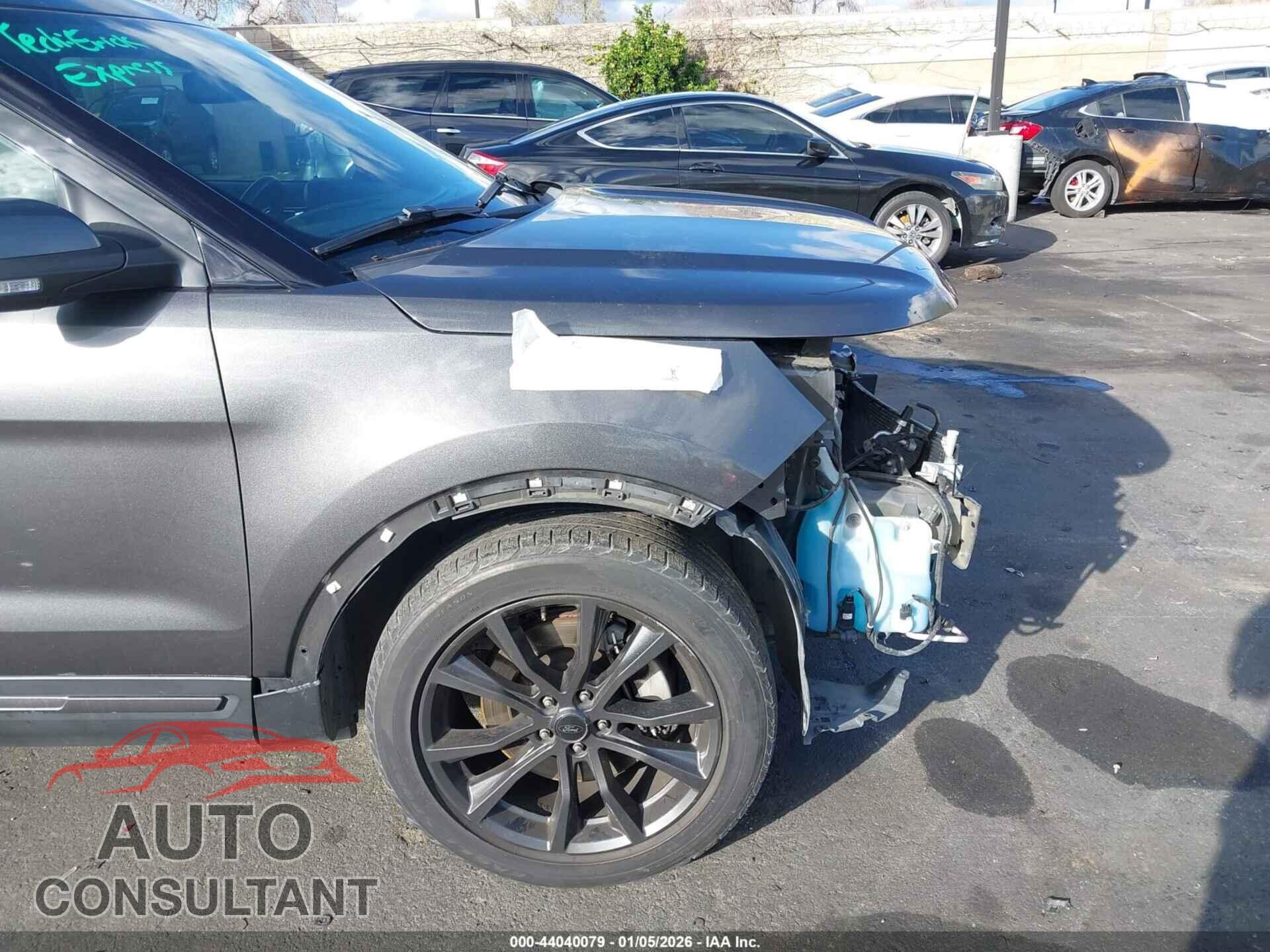FORD EXPLORER 2017 - 1FM5K7D82HGD55355