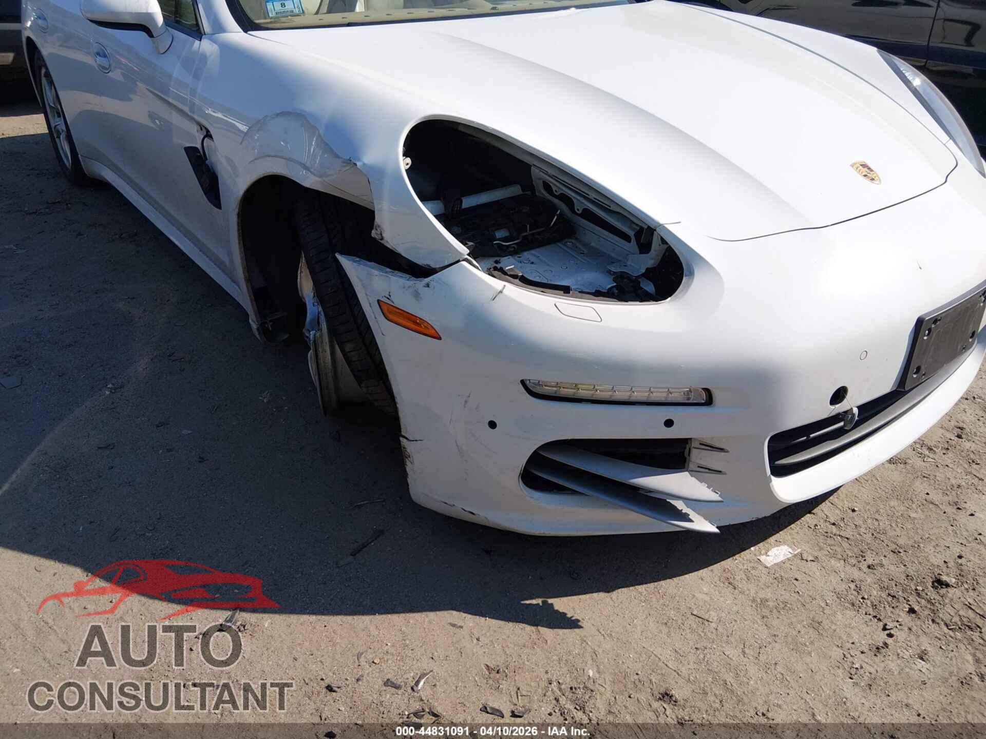 PORSCHE PANAMERA 2014 - WP0AA2A74EL013879