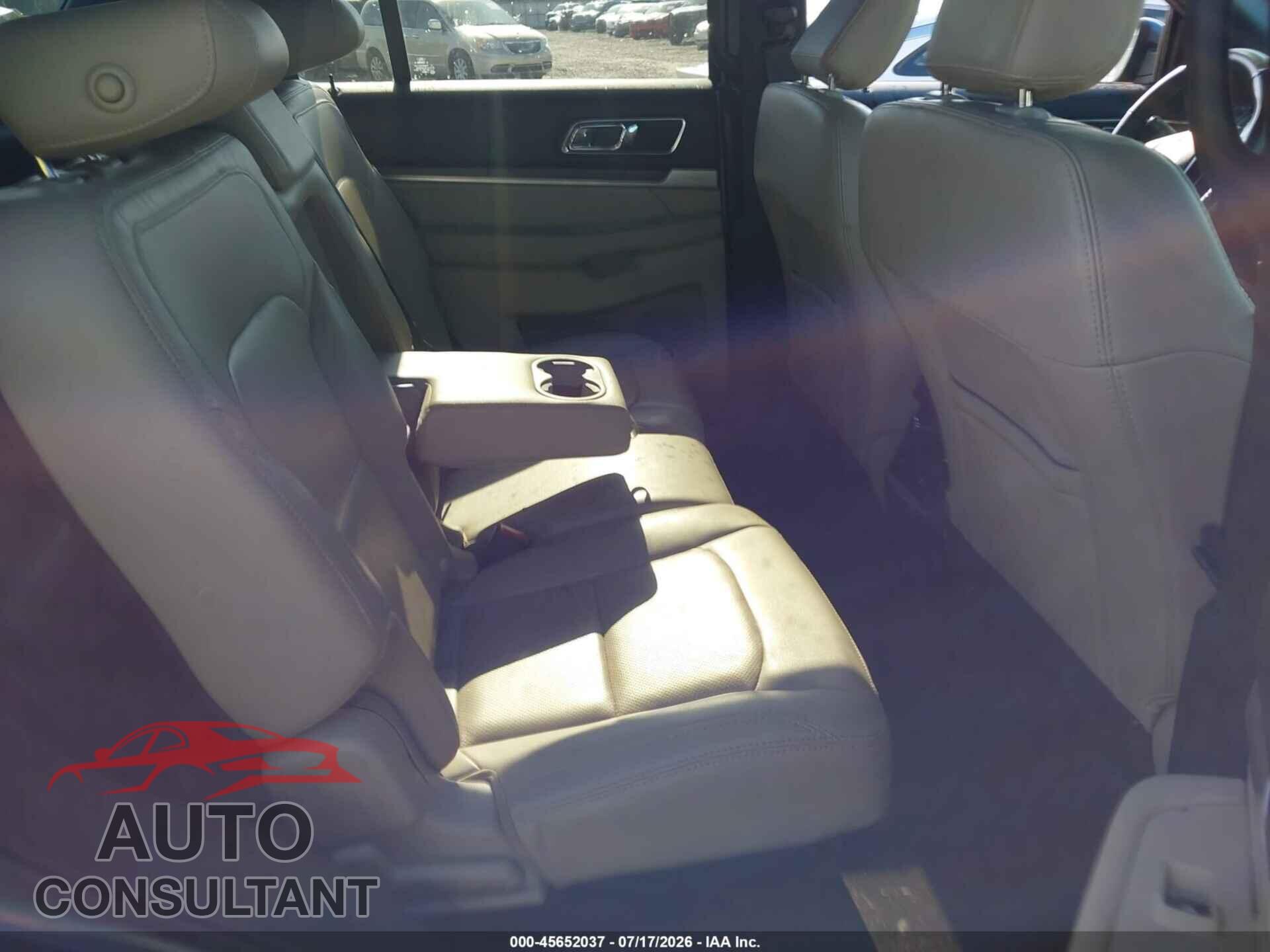 FORD EXPLORER 2018 - 1FM5K7F88JGB30084