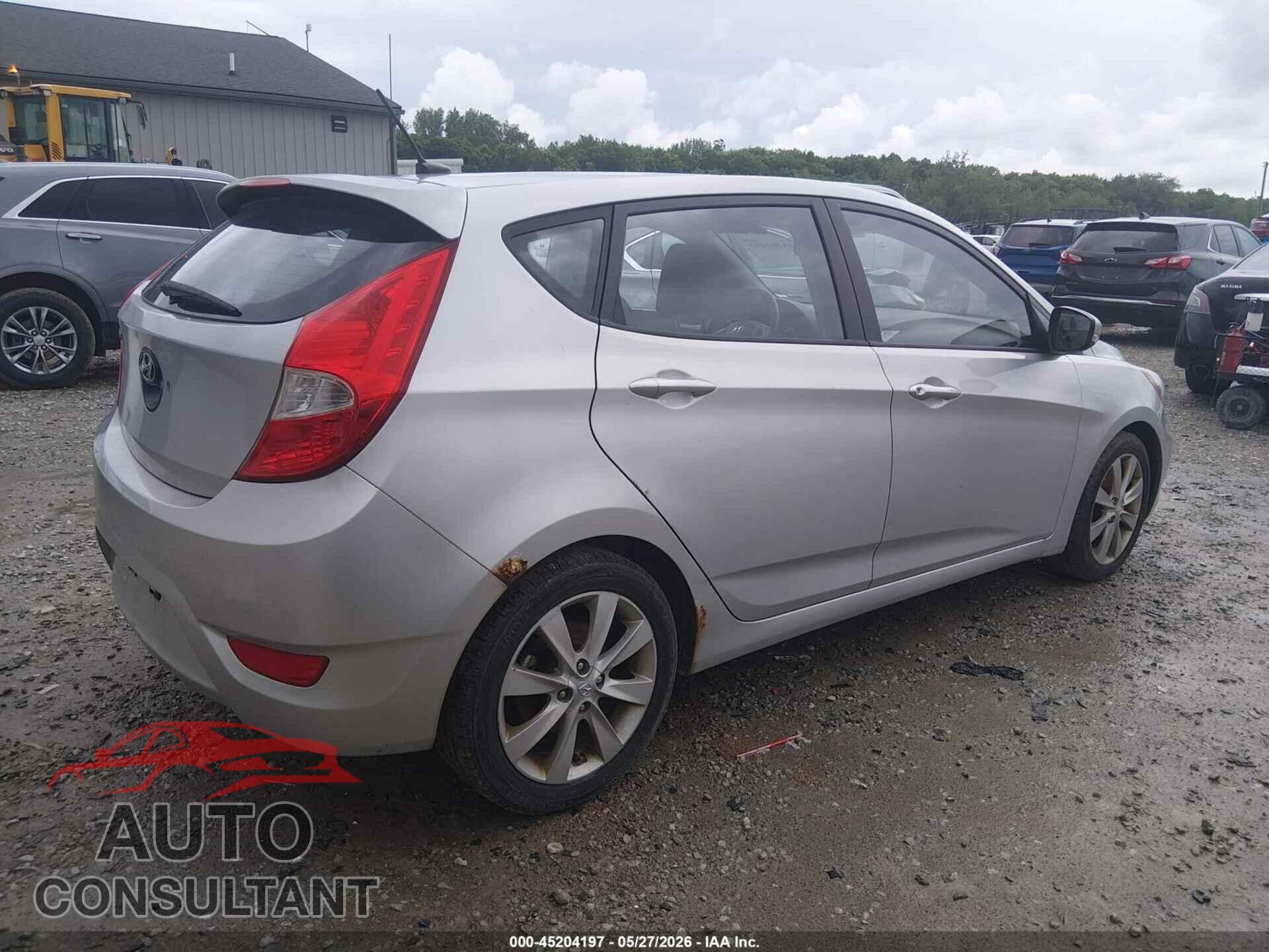 HYUNDAI ACCENT 2013 - KMHCU5AE9DU071815