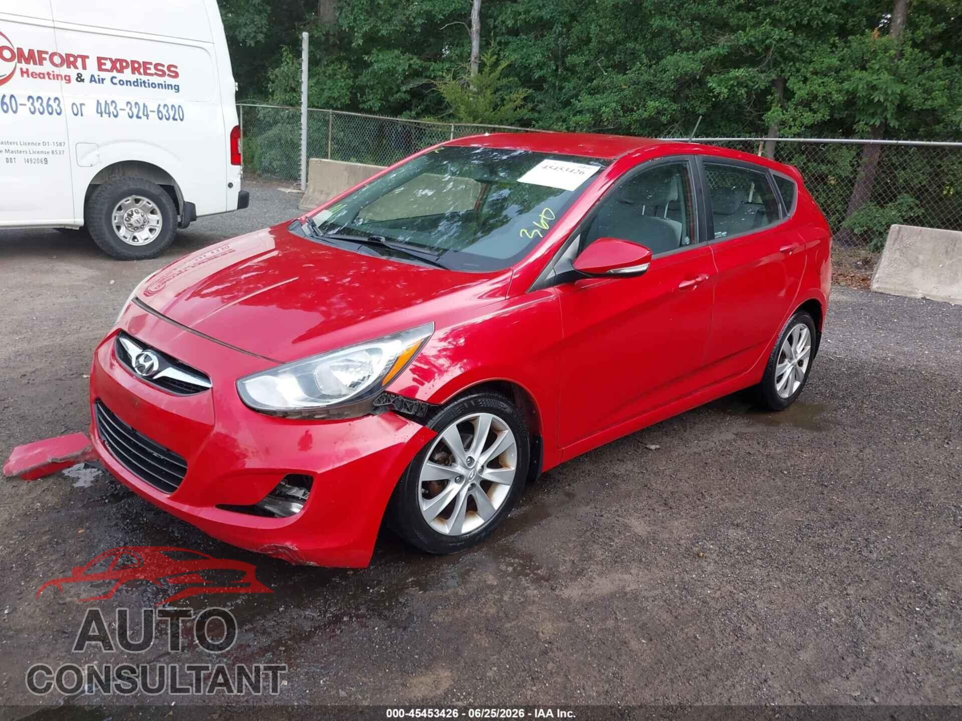 HYUNDAI ACCENT 2013 - KMHCU5AE0DU100201