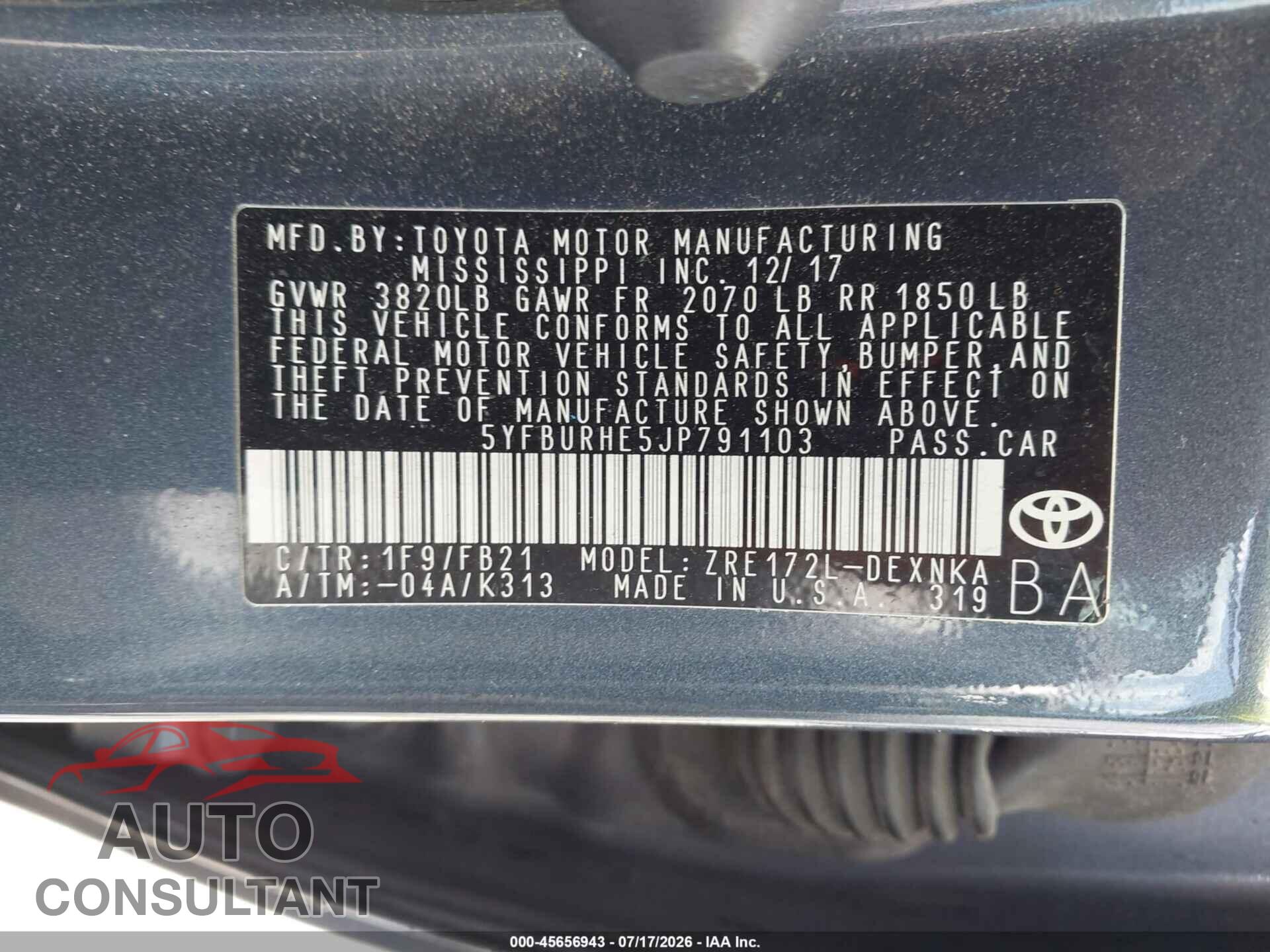 TOYOTA COROLLA 2018 - 5YFBURHE5JP791103