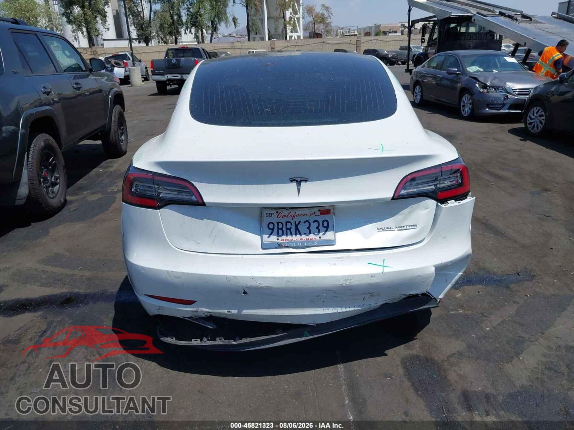 TESLA MODEL 3 2019 - 5YJ3E1EB7KF477785