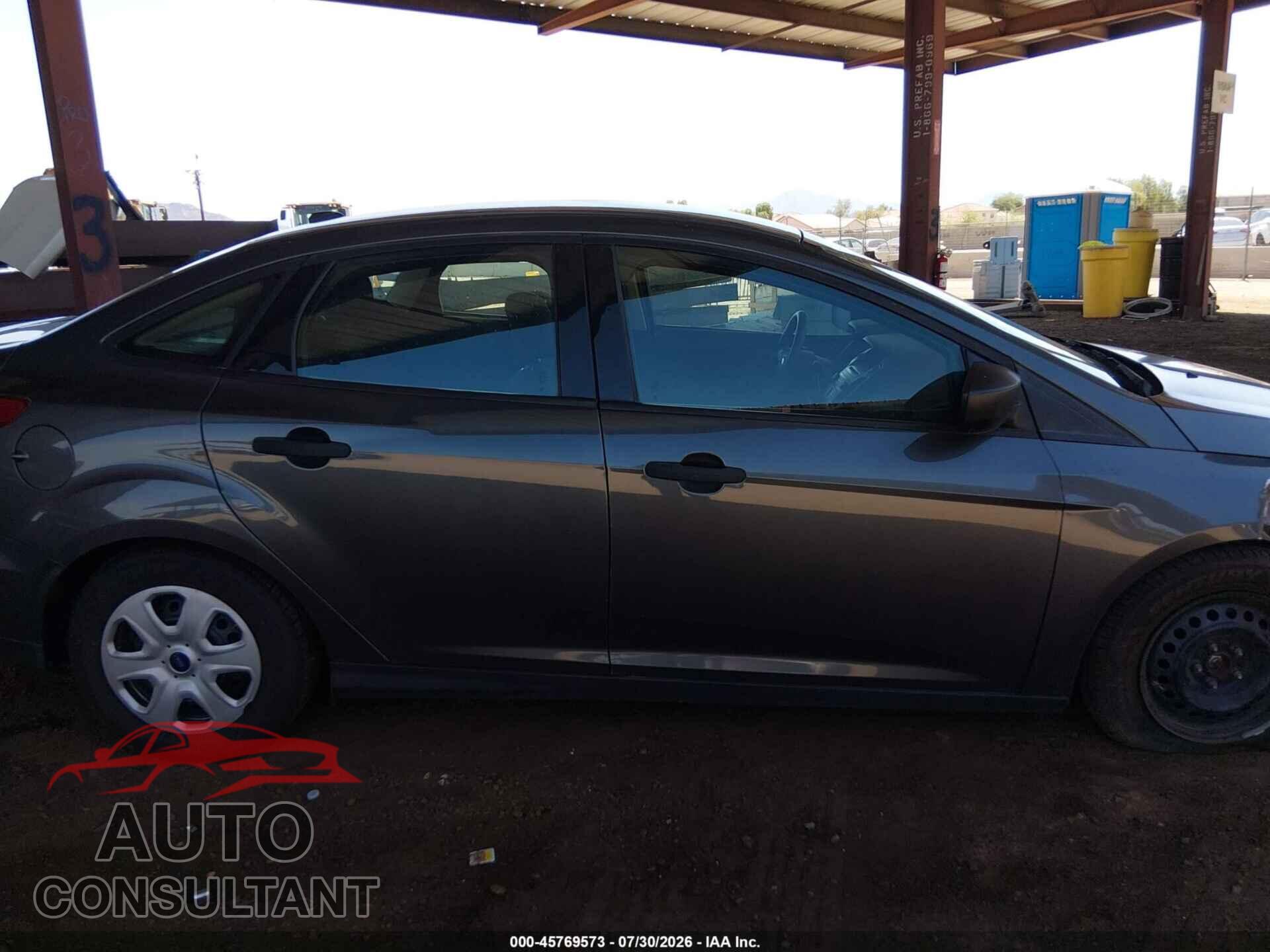 FORD FOCUS 2017 - 1FADP3E24HL333424