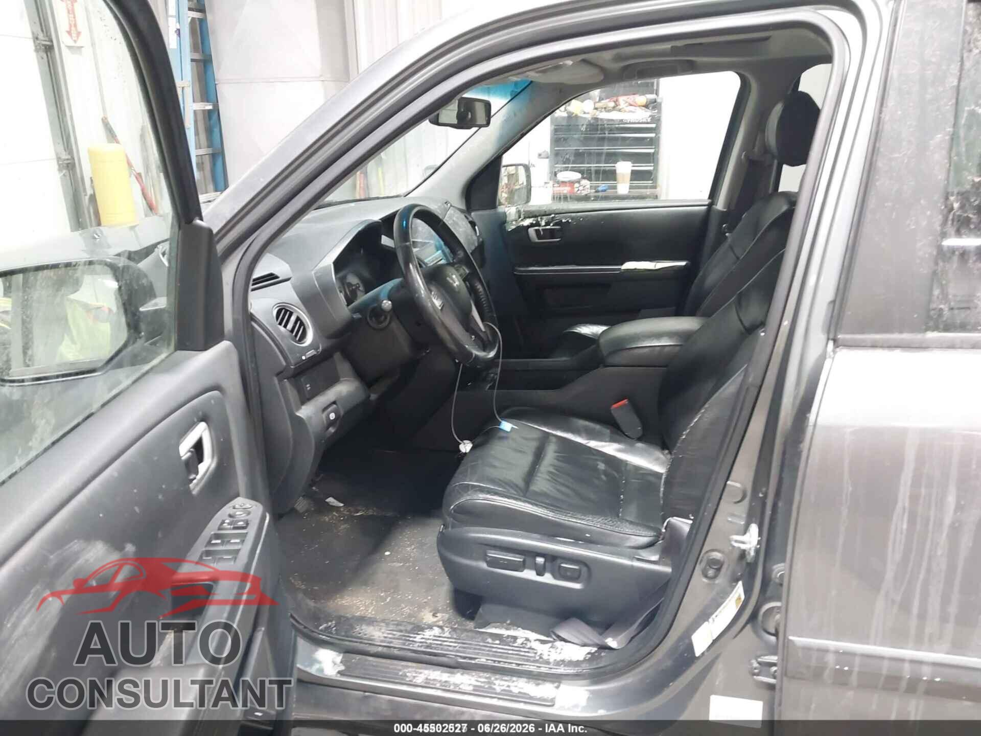 HONDA PILOT 2009 - 5FNYF48689B018911
