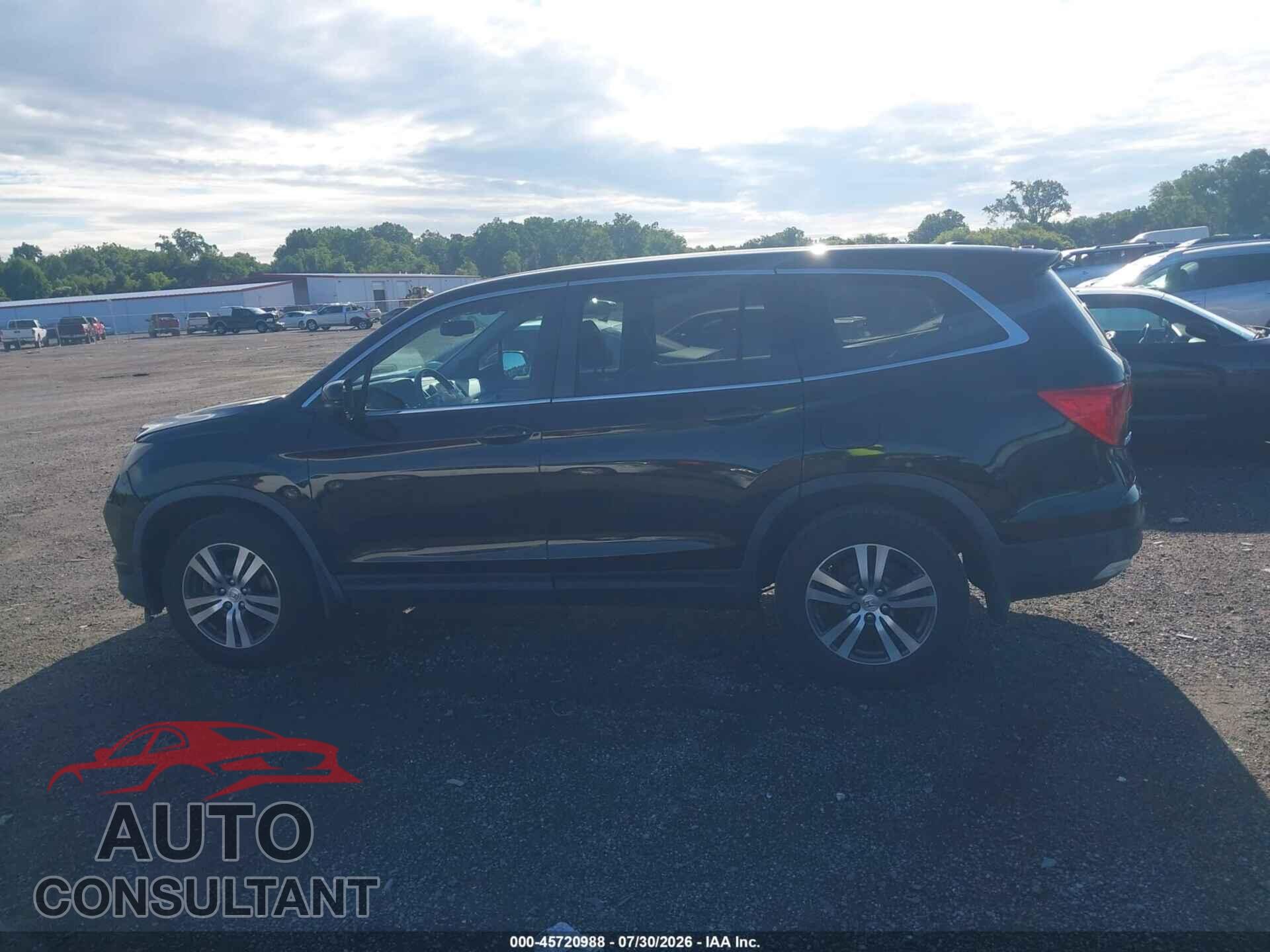 HONDA PILOT 2017 - 5FNYF6H50HB073029