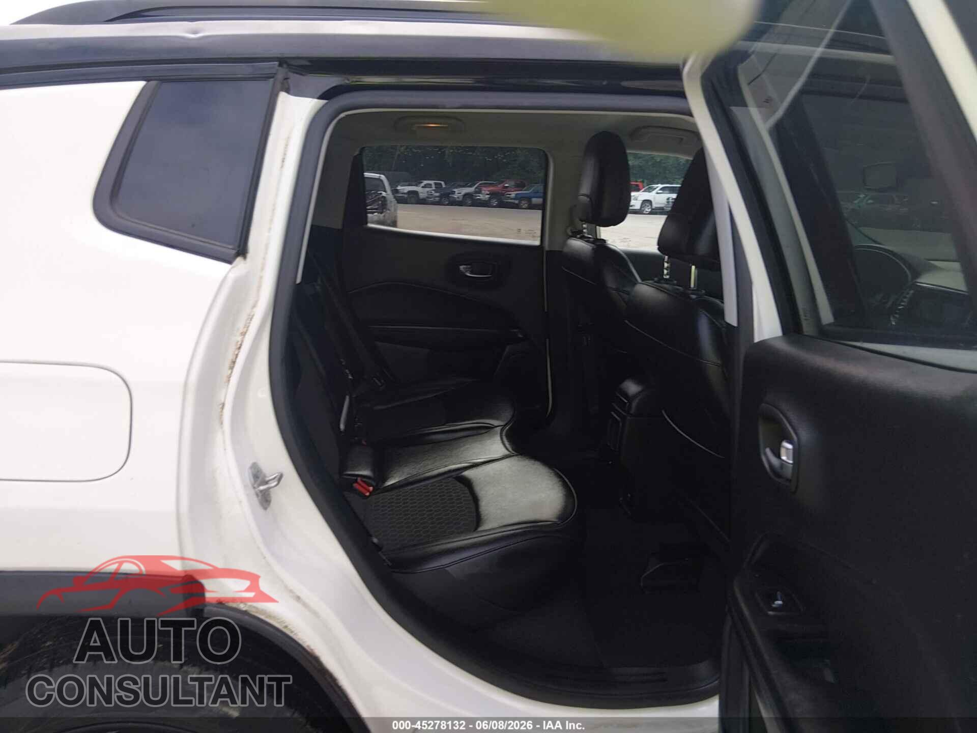 JEEP COMPASS 2020 - 3C4NJDBB6LT256403