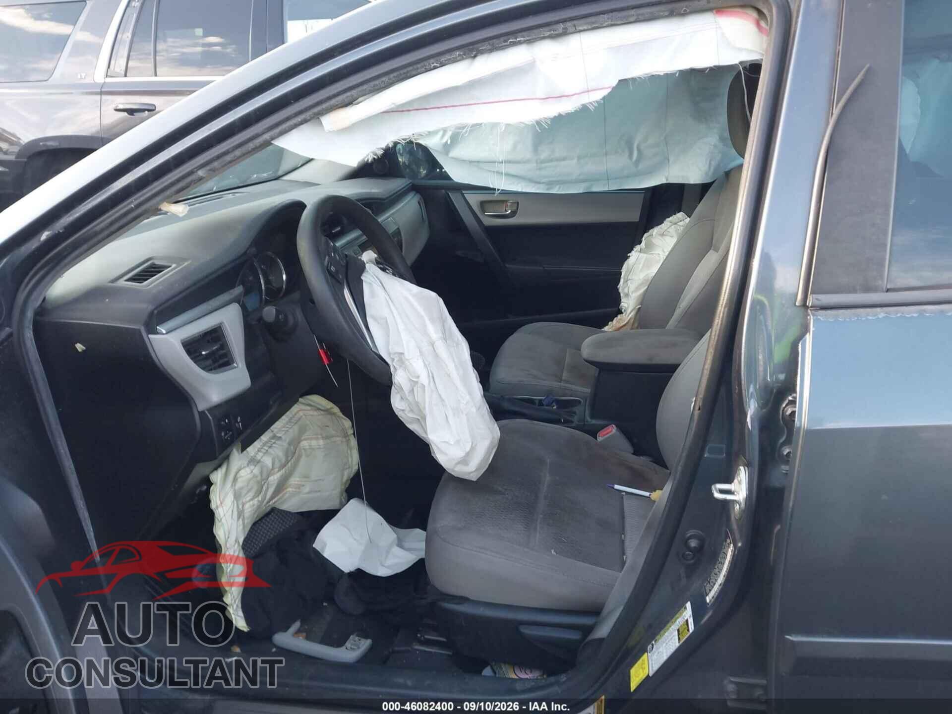 TOYOTA COROLLA 2015 - 5YFBURHE8FP326032
