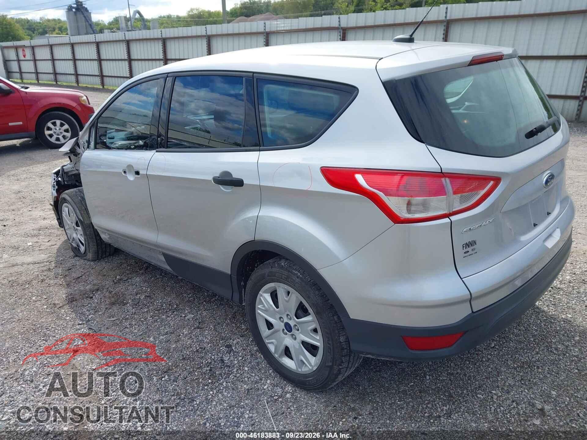 FORD ESCAPE 2016 - 1FMCU0F77GUB20821