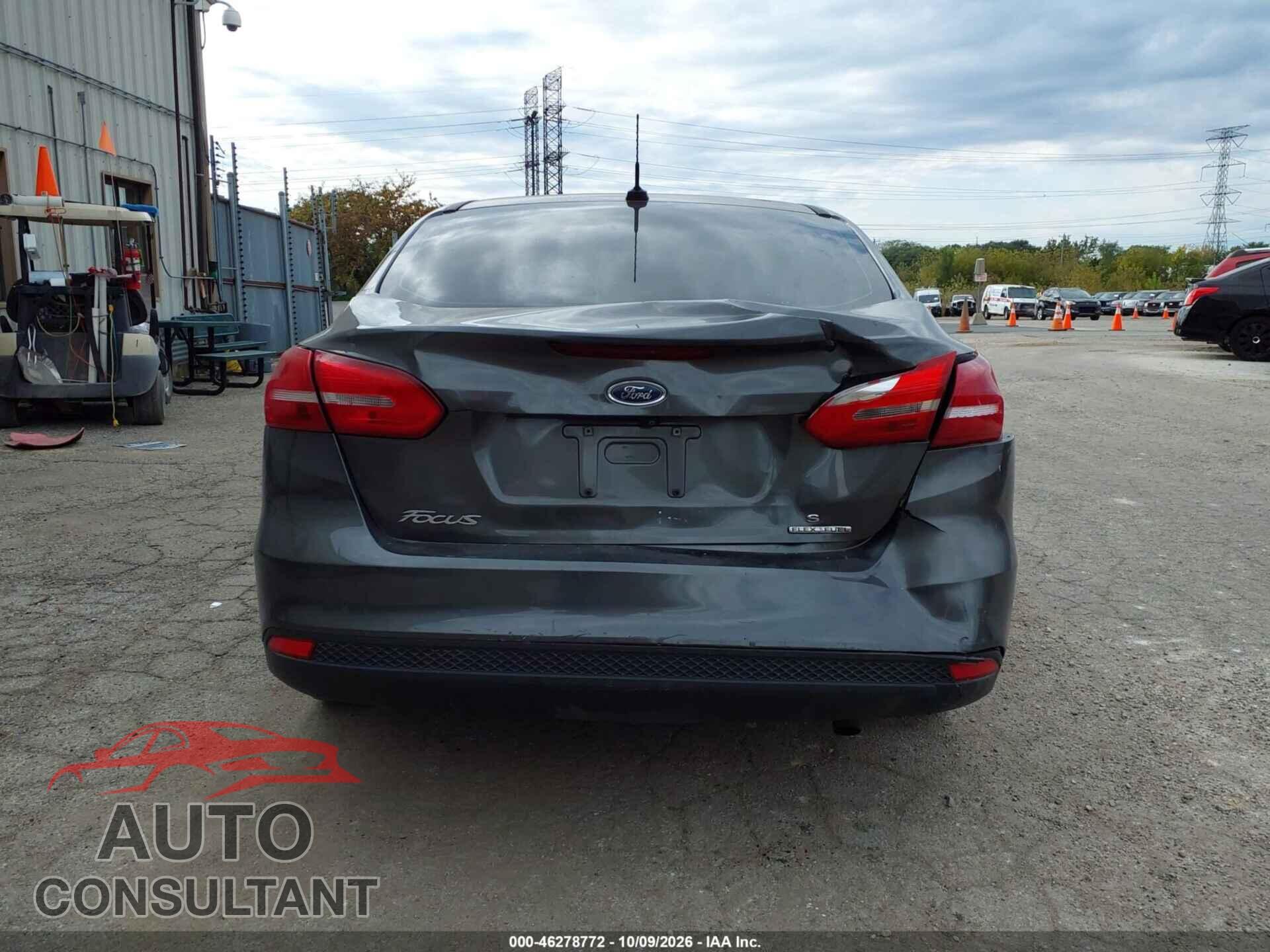 FORD FOCUS 2016 - 1FADP3F24GL293696