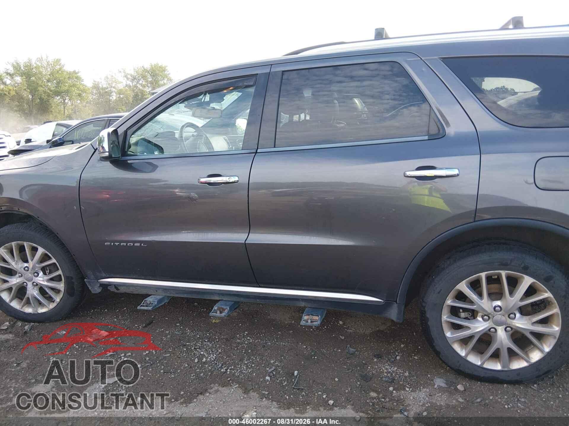 DODGE DURANGO 2014 - 1C4SDJET8EC342016