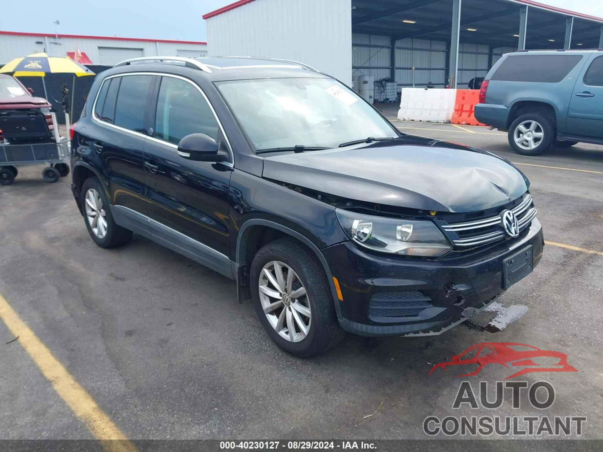 VOLKSWAGEN TIGUAN 2017 - WVGSV7AXXHK025482