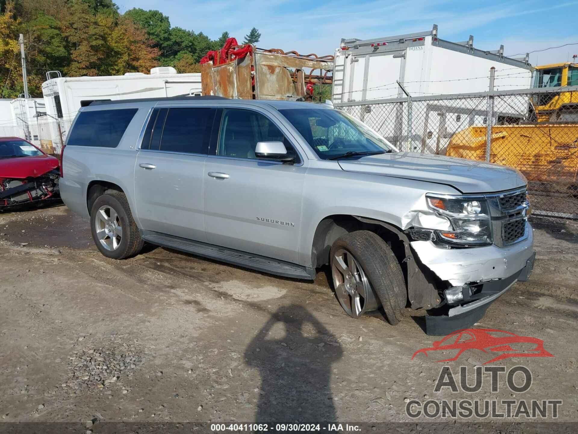 CHEVROLET SUBURBAN 2017 - 1GNSKHKCXHR294109