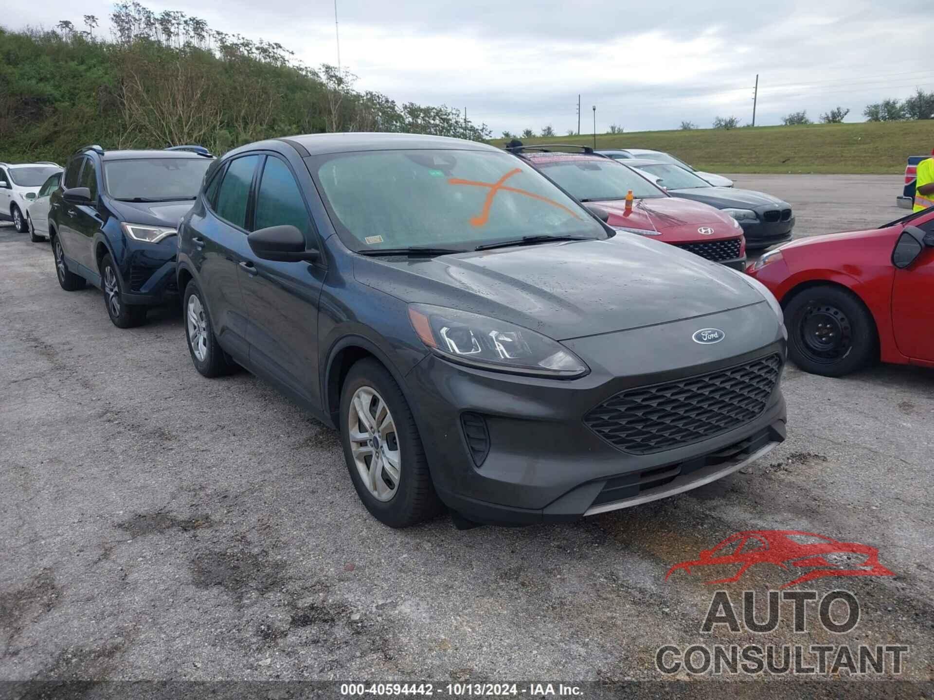 FORD ESCAPE 2020 - 1FMCU0F68LUC16927