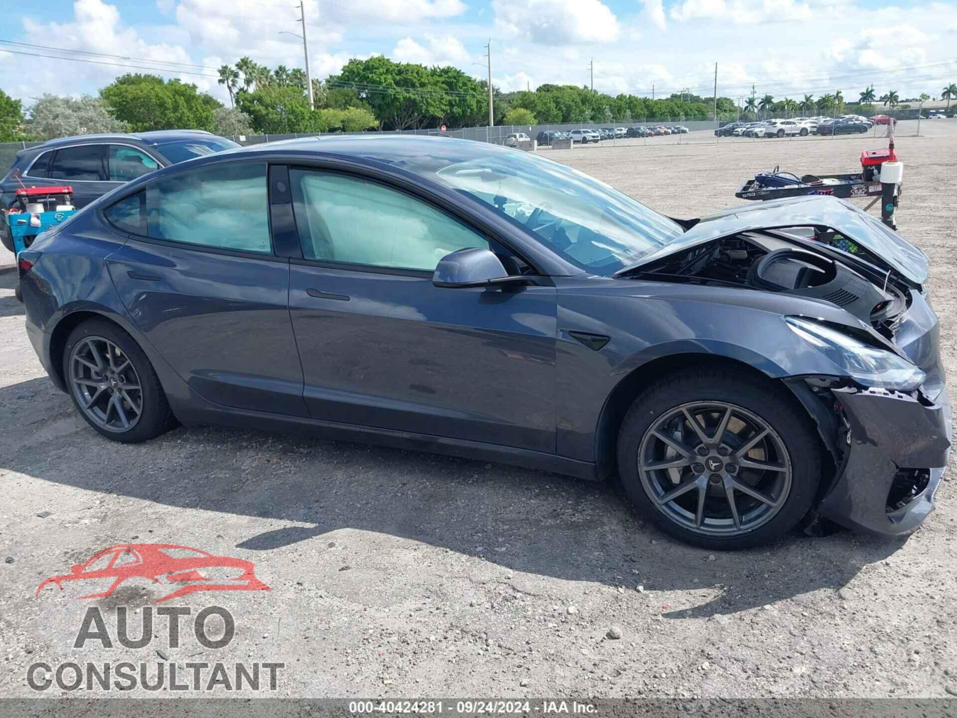 TESLA MODEL 3 2021 - 5YJ3E1EA4MF099502