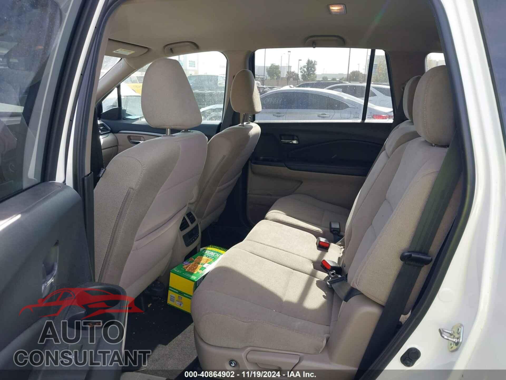 HONDA PILOT 2019 - 5FNYF5H3XKB013257