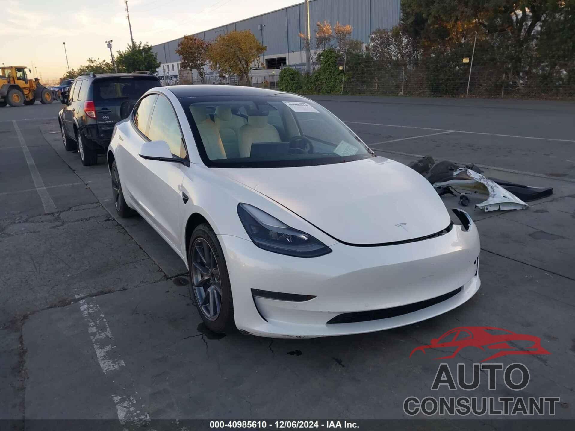 TESLA MODEL 3 2021 - 5YJ3E1EA1MF093771