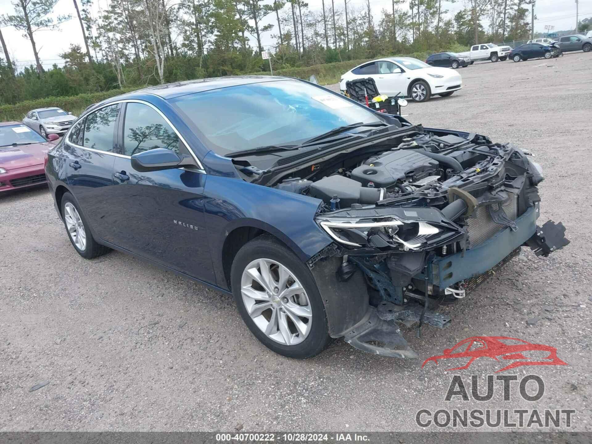 CHEVROLET MALIBU 2022 - 1G1ZD5ST8NF137023