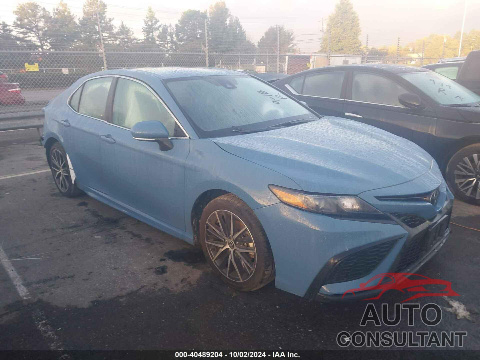 TOYOTA CAMRY 2023 - 4T1G11AK2PU180470