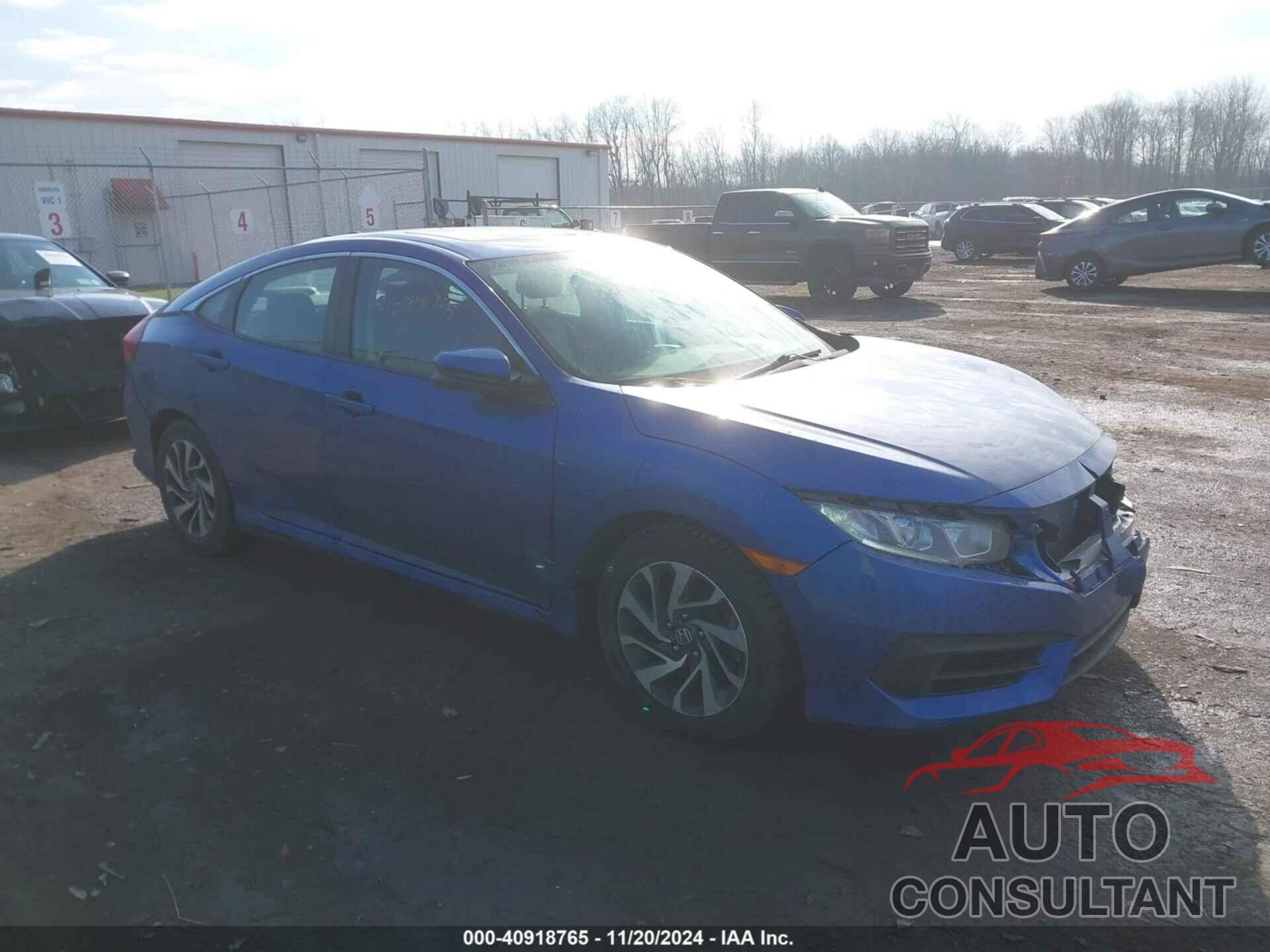 HONDA CIVIC 2018 - 2HGFC2F71JH547195