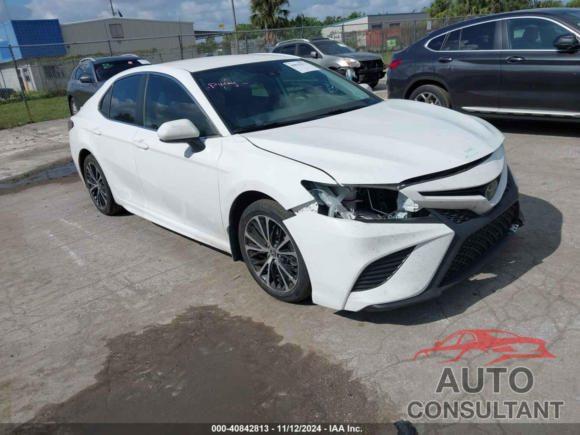 TOYOTA CAMRY 2020 - 4T1G11AK6LU501548