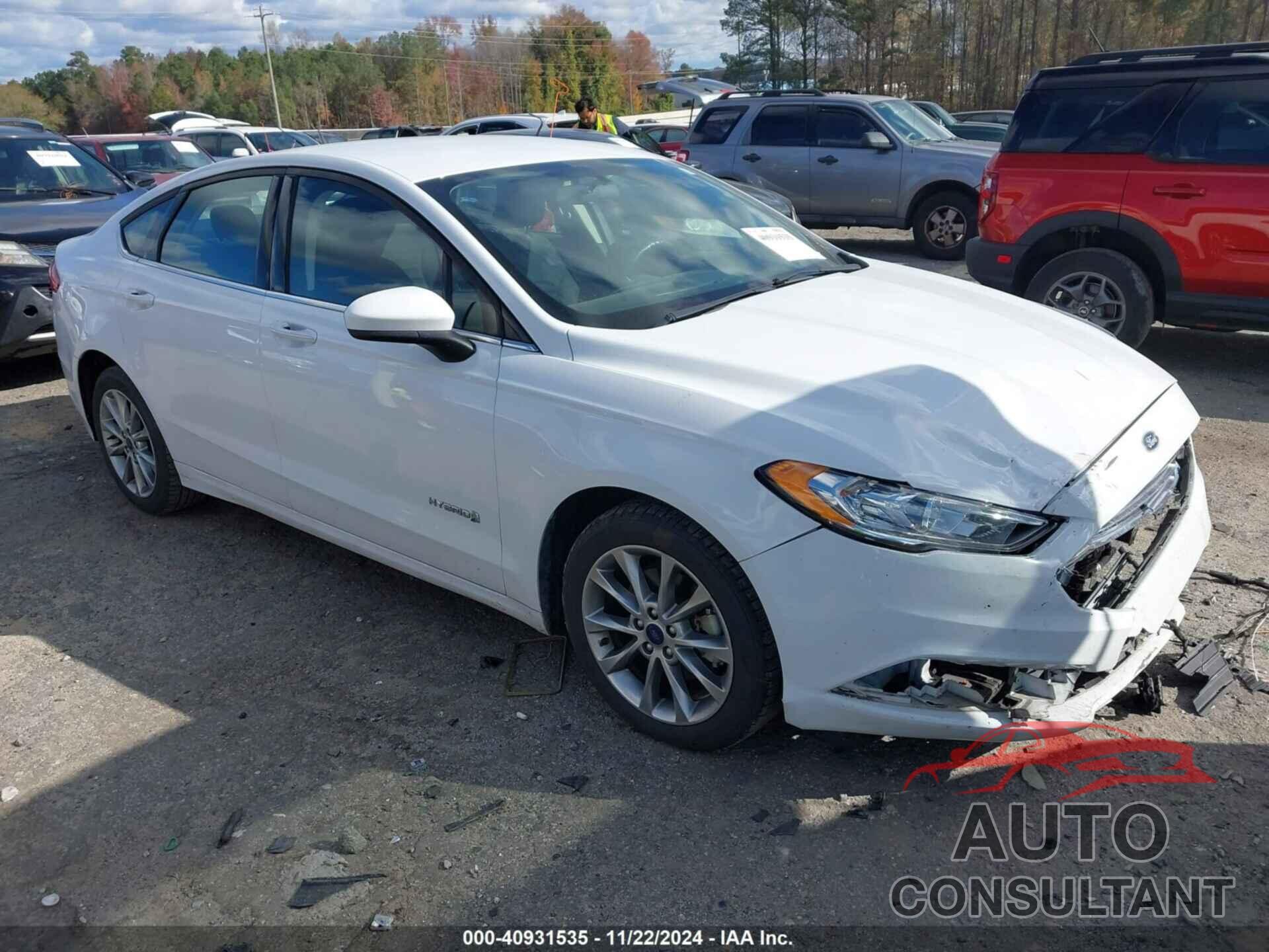 FORD FUSION HYBRID 2017 - 3FA6P0LU7HR344656