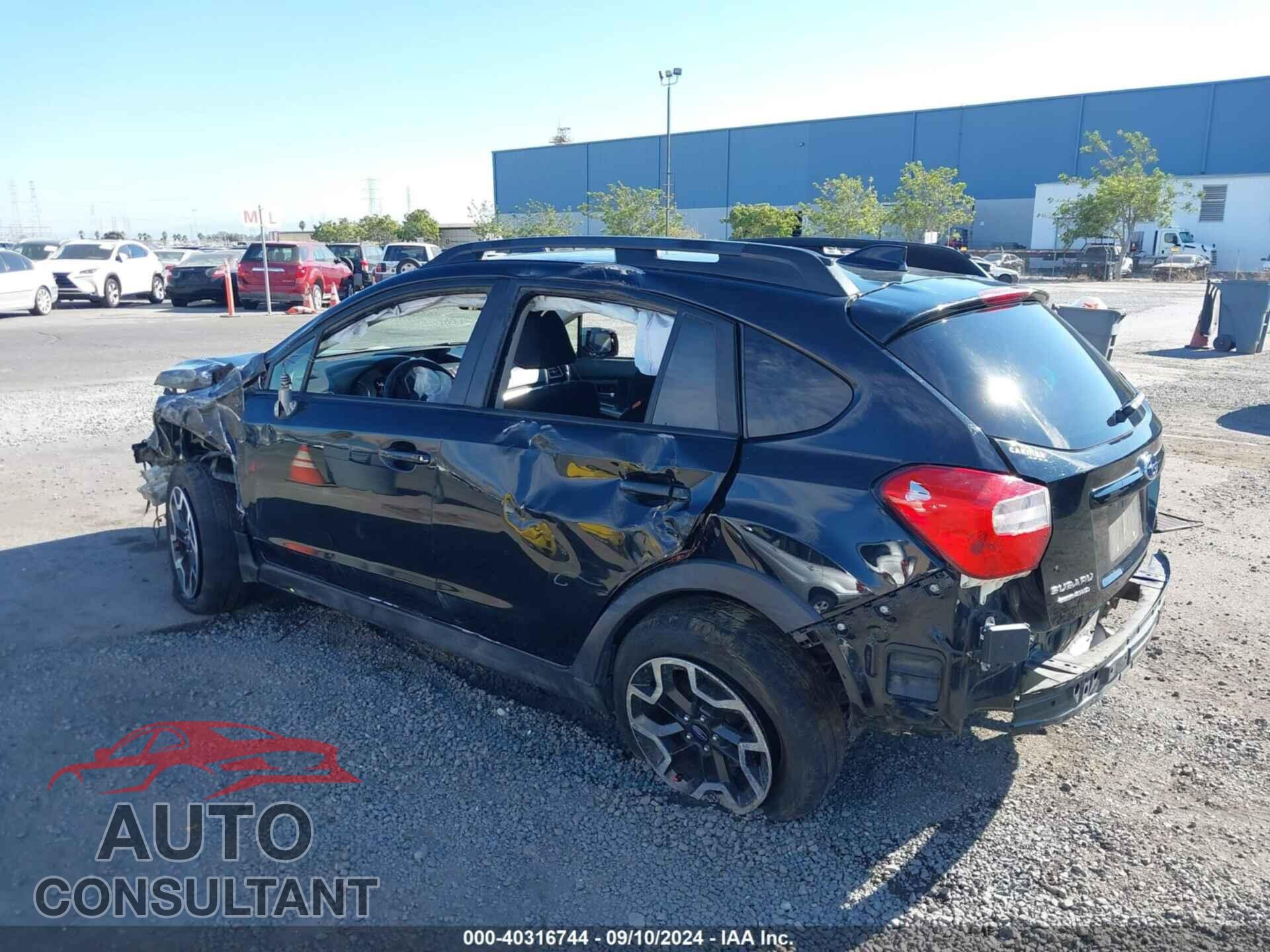 SUBARU CROSSTREK 2017 - JF2GPADC8H8270175