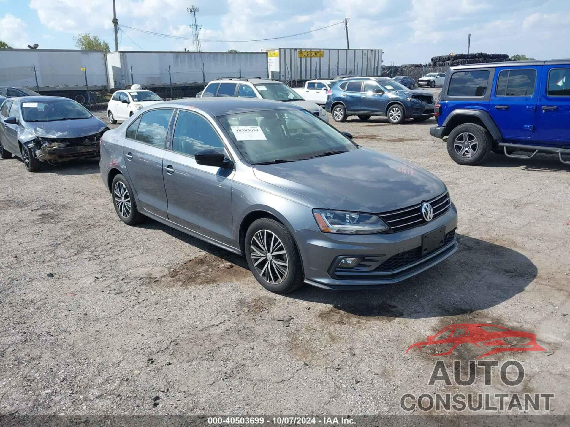 VOLKSWAGEN JETTA 2018 - 3VWDB7AJ0JM215997