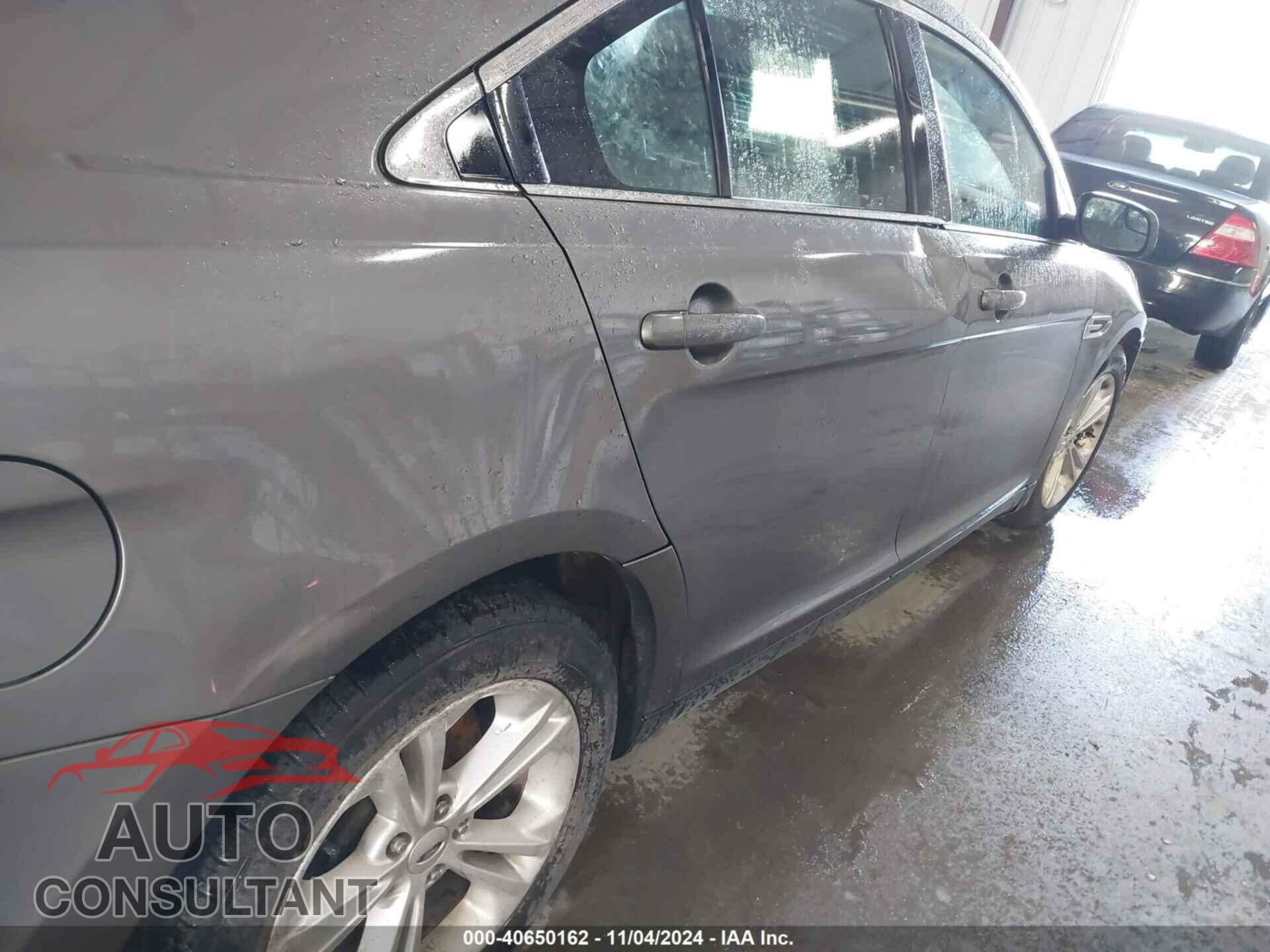 FORD TAURUS 2013 - 1FAHP2E82DG155984