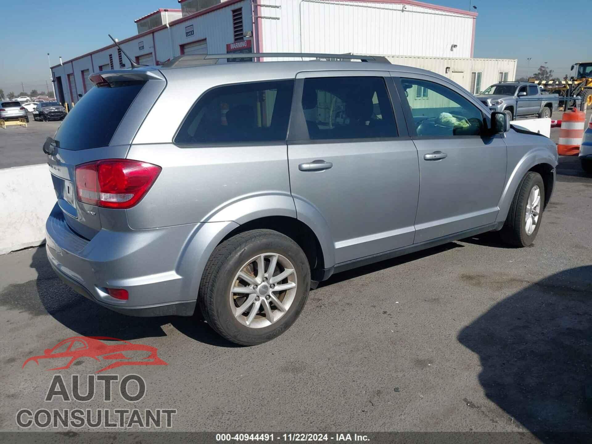 DODGE JOURNEY 2017 - 3C4PDCBB5HT586521