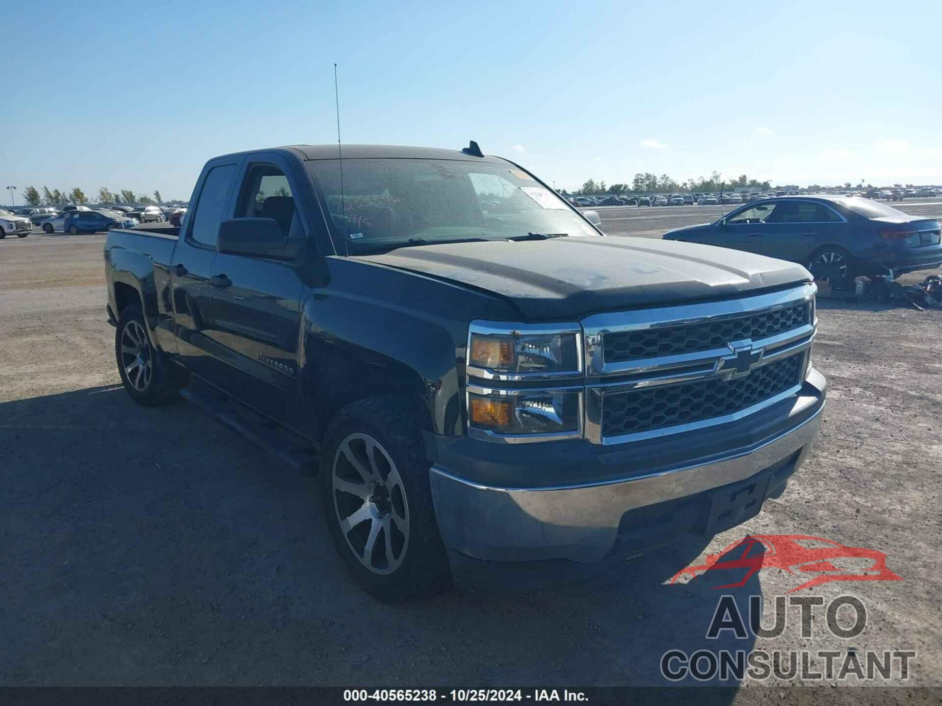 CHEVROLET SILVERADO 1500 2015 - 1GCRCPEC7FZ219570