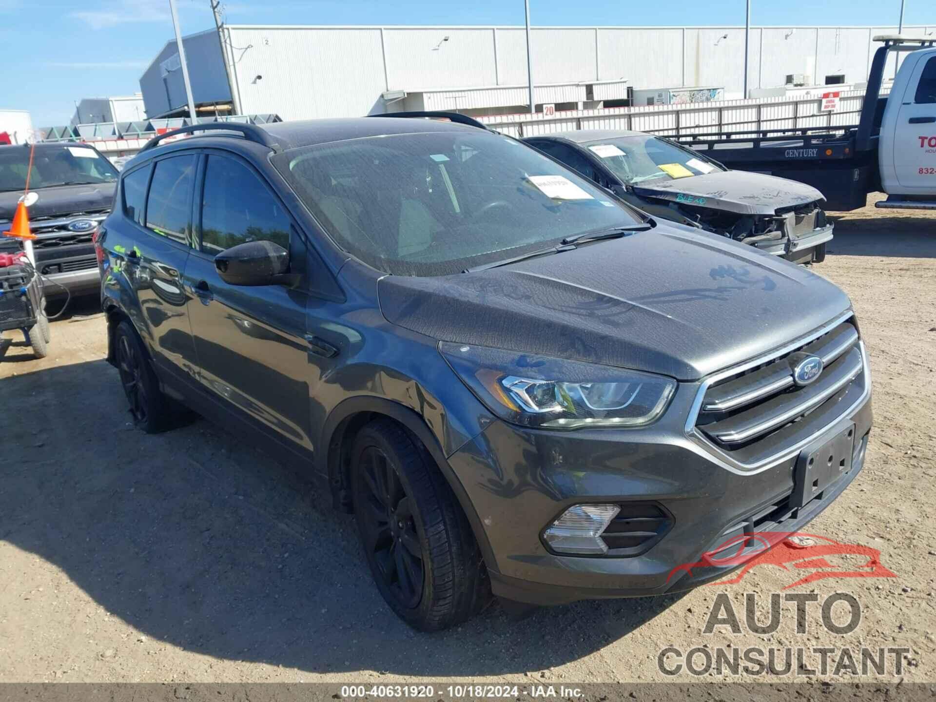 FORD ESCAPE 2019 - 1FMCU0GD0KUA41133