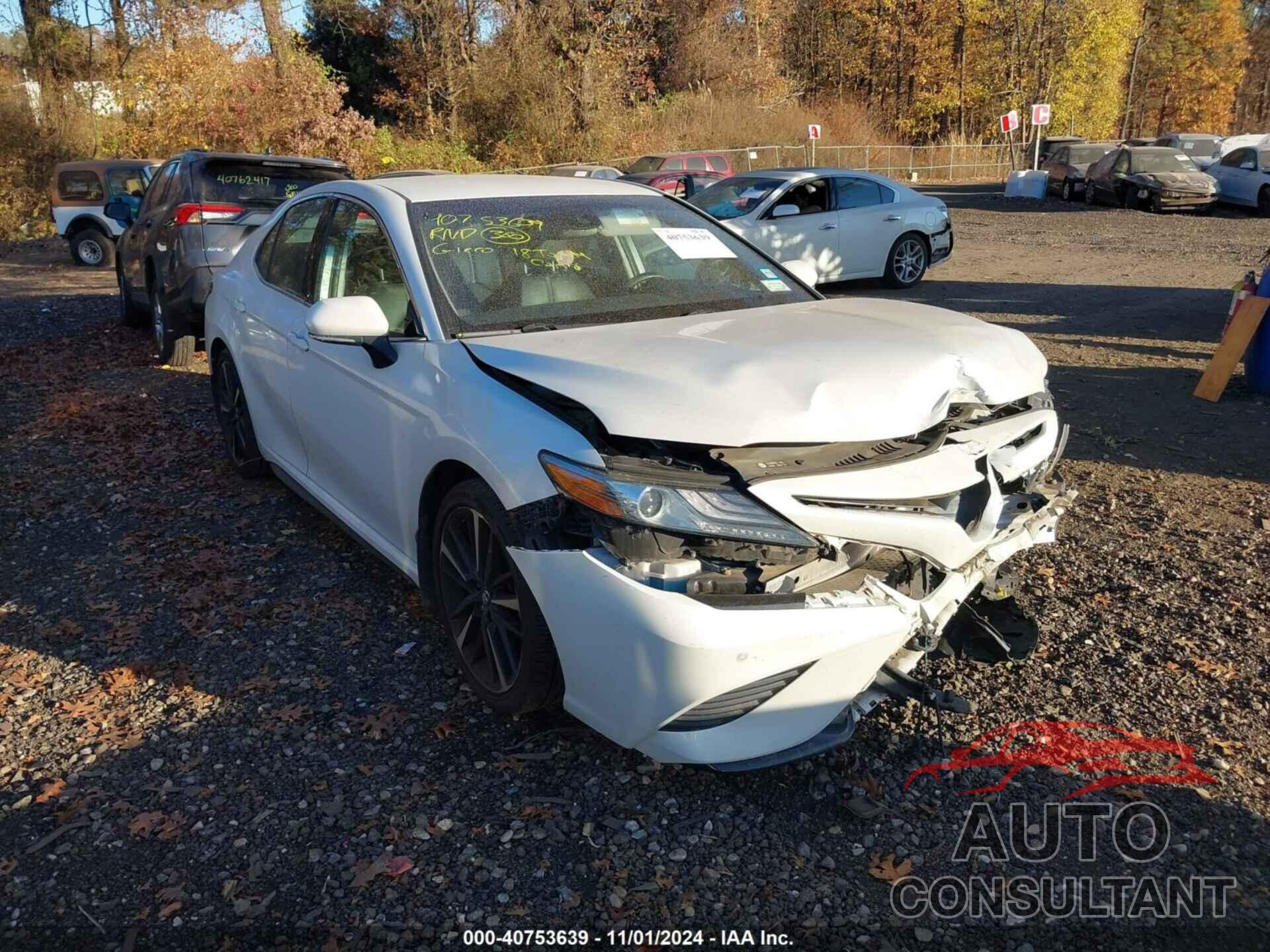 TOYOTA CAMRY 2018 - 4T1B61HK5JU094501